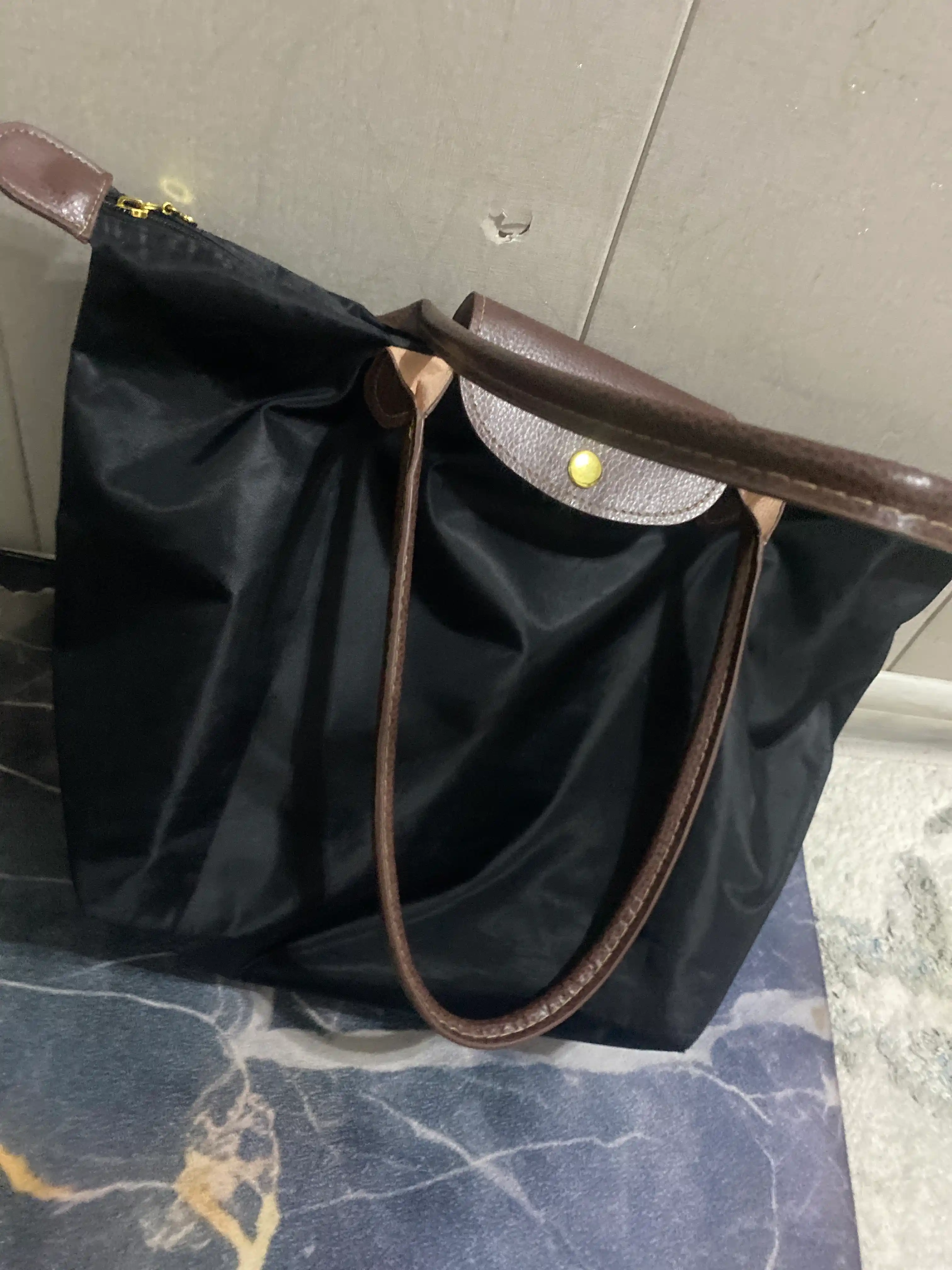 Ayollar uchun sumka, shopper yelkaga taqiladigan, katta neylon sumka, o'lchamlar S, M, L