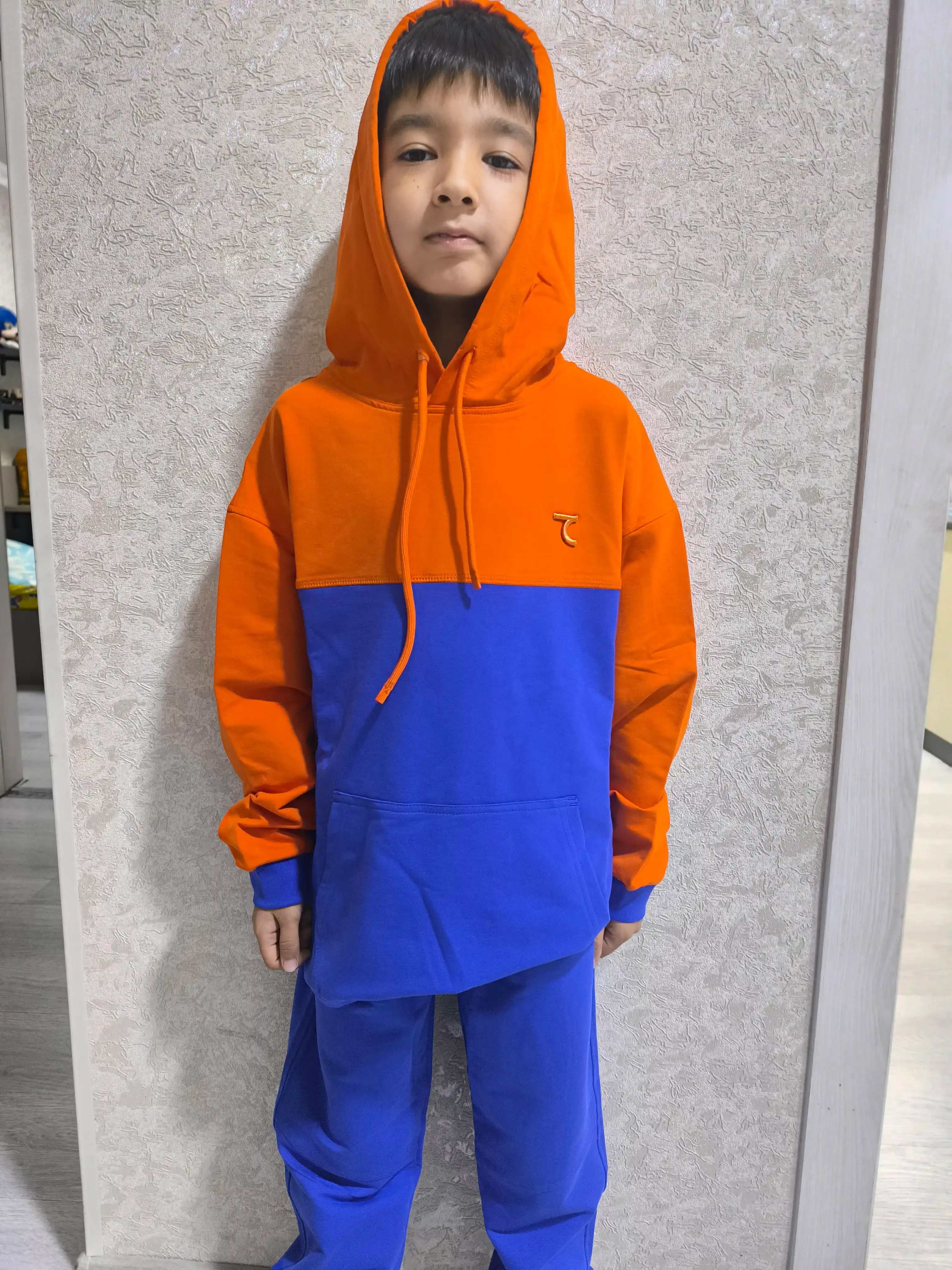 7SABER Color Boost bolalar sport kostyumi, xudi va joggerlar bilan