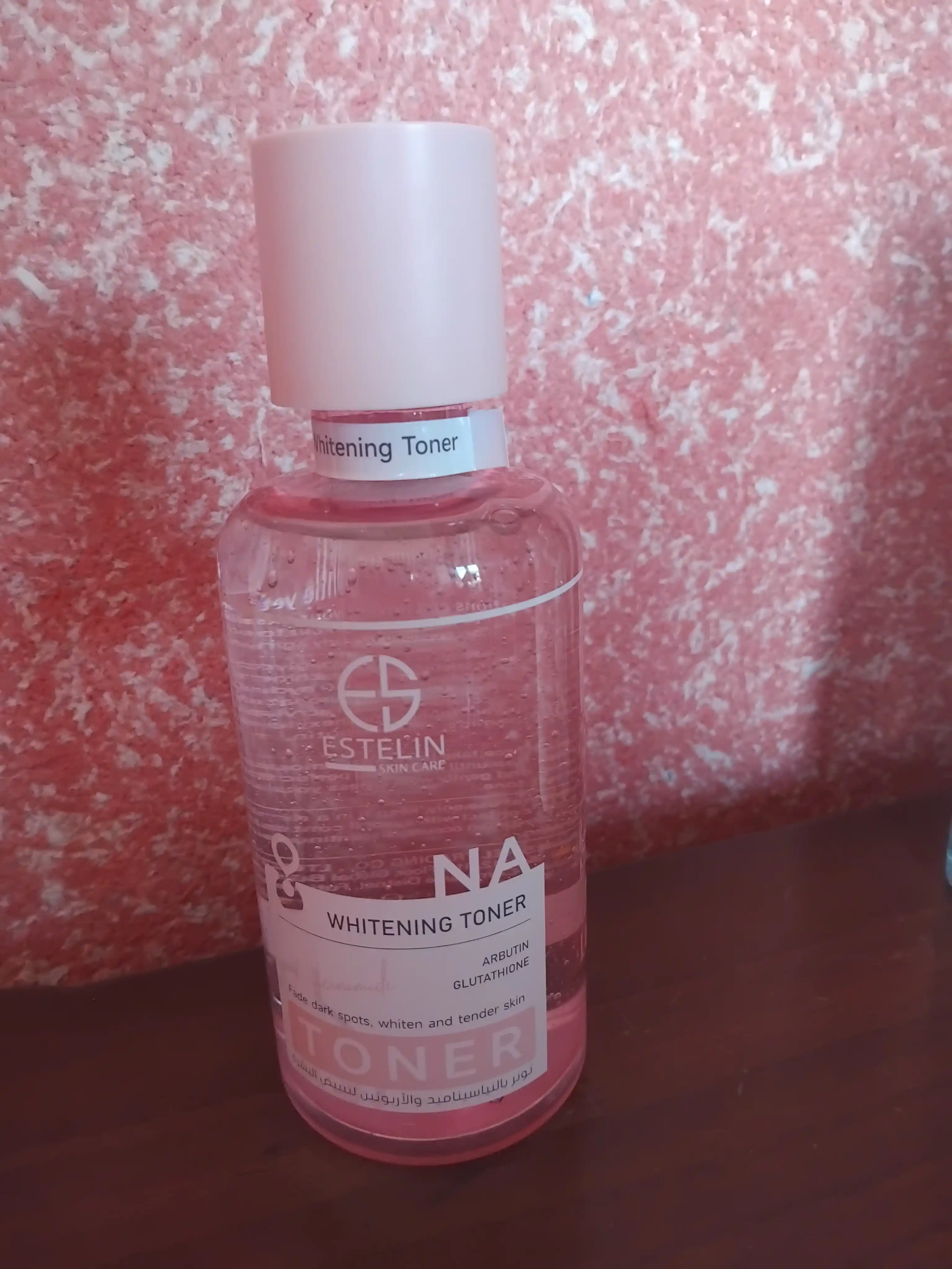 Yuz uchun Estelin toneri, oqartirish va rangni tekislash, 400 ml