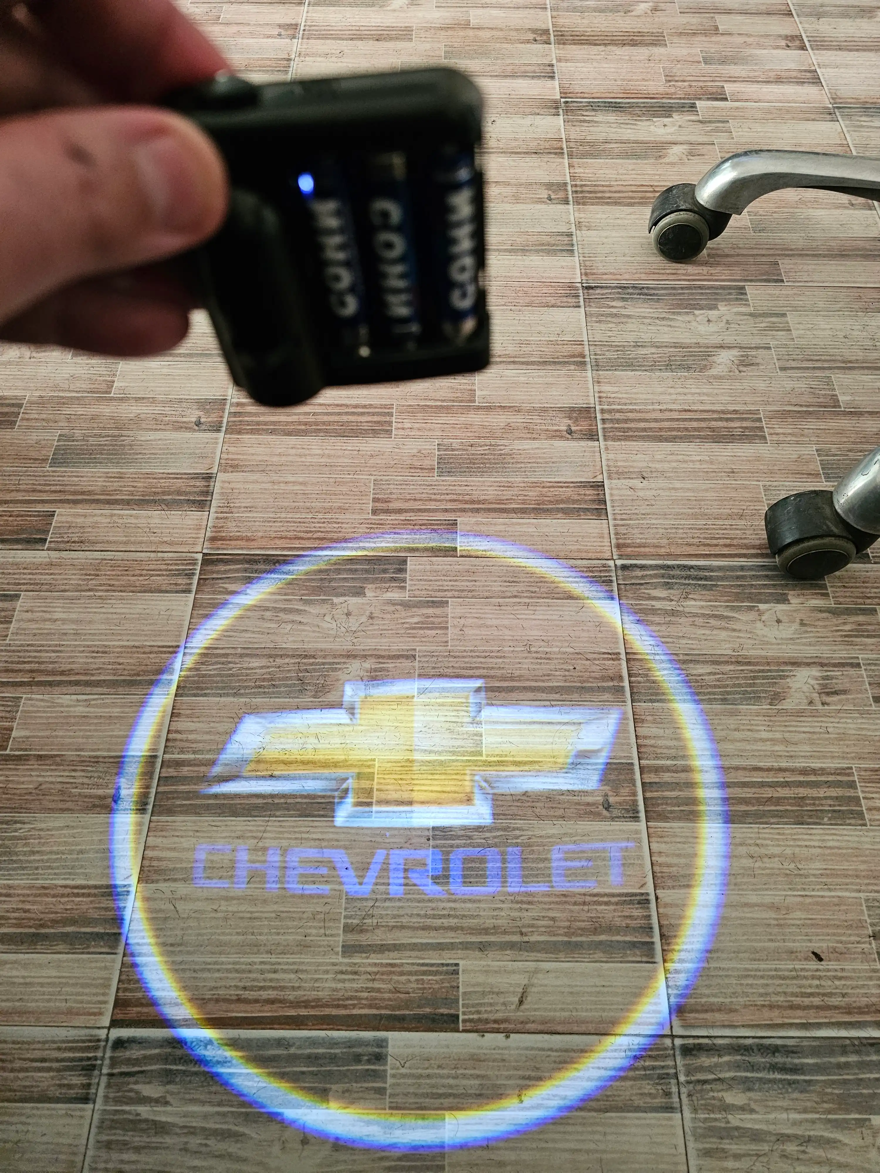GERB va Chevrolet logotipli avtomobil eshigi LED yoritgichi sharhlari 1 dona