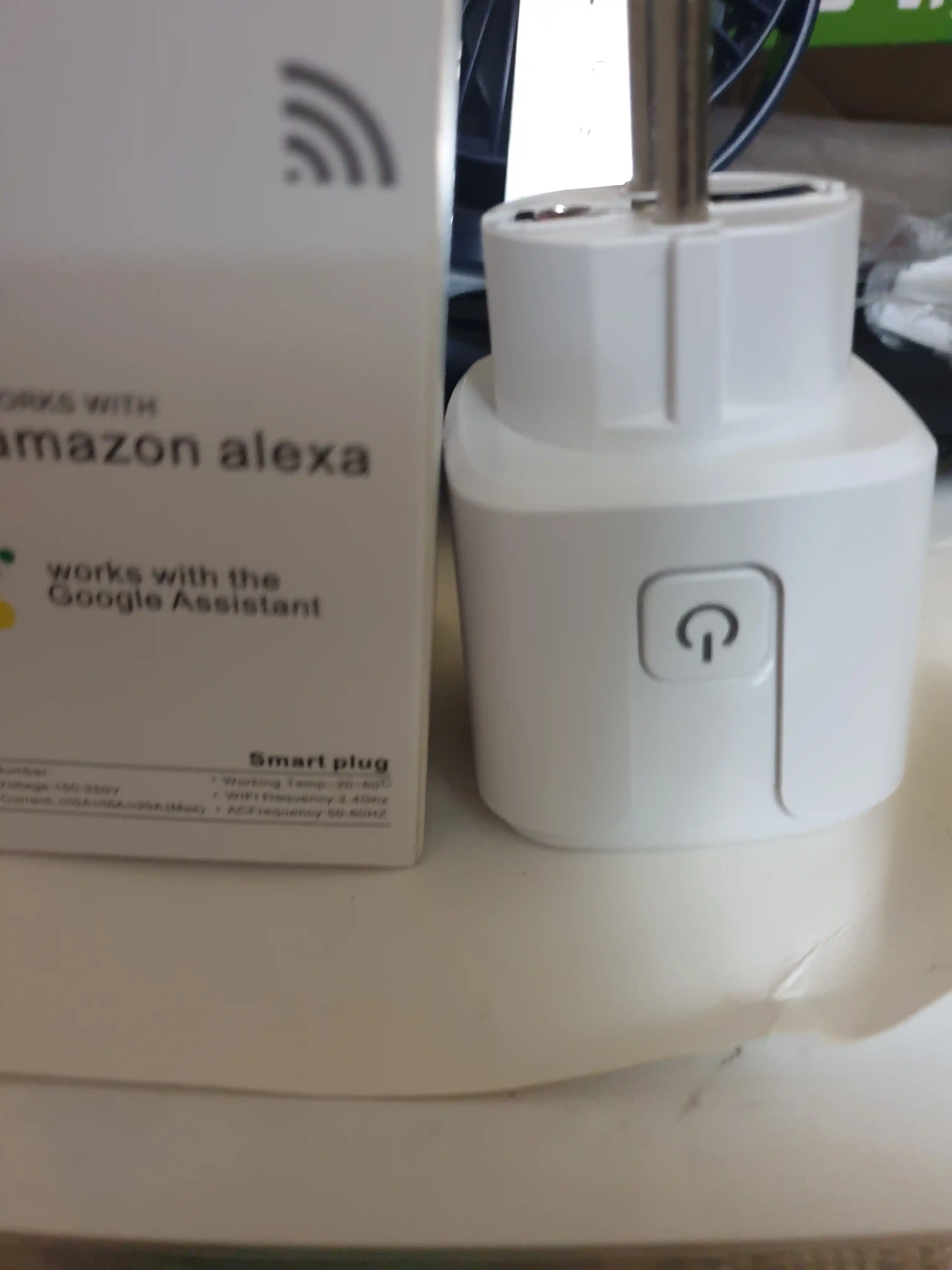 Aqlli rozetka Smart Plug WiFi SMART SOCKET, ovozli boshqaruv va taymer bilan
