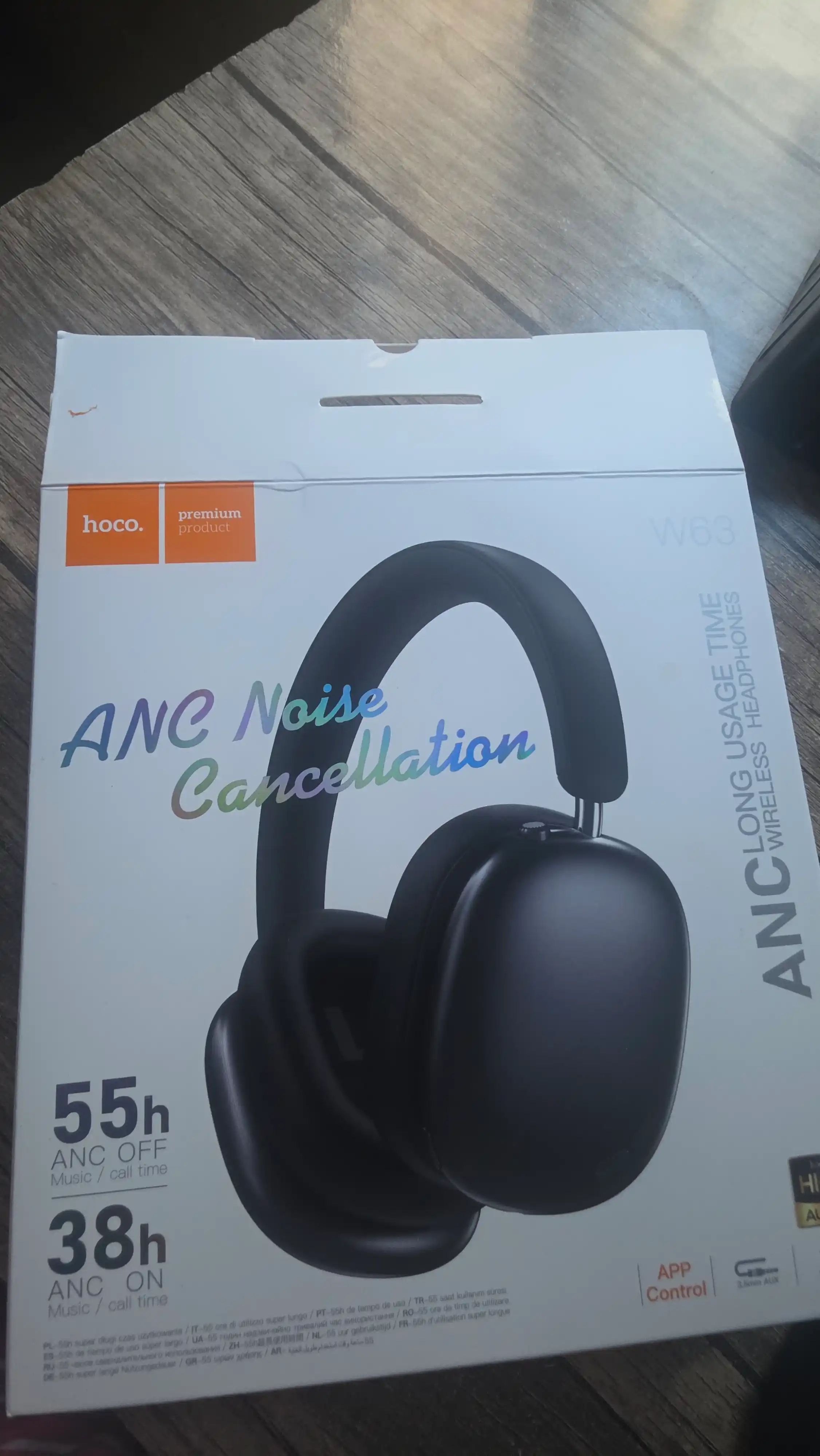 Simsiz quloqchinlar Hoco W63, ANC, 55 soatgacha, 500 mA·soat, BT 5.4, APP
