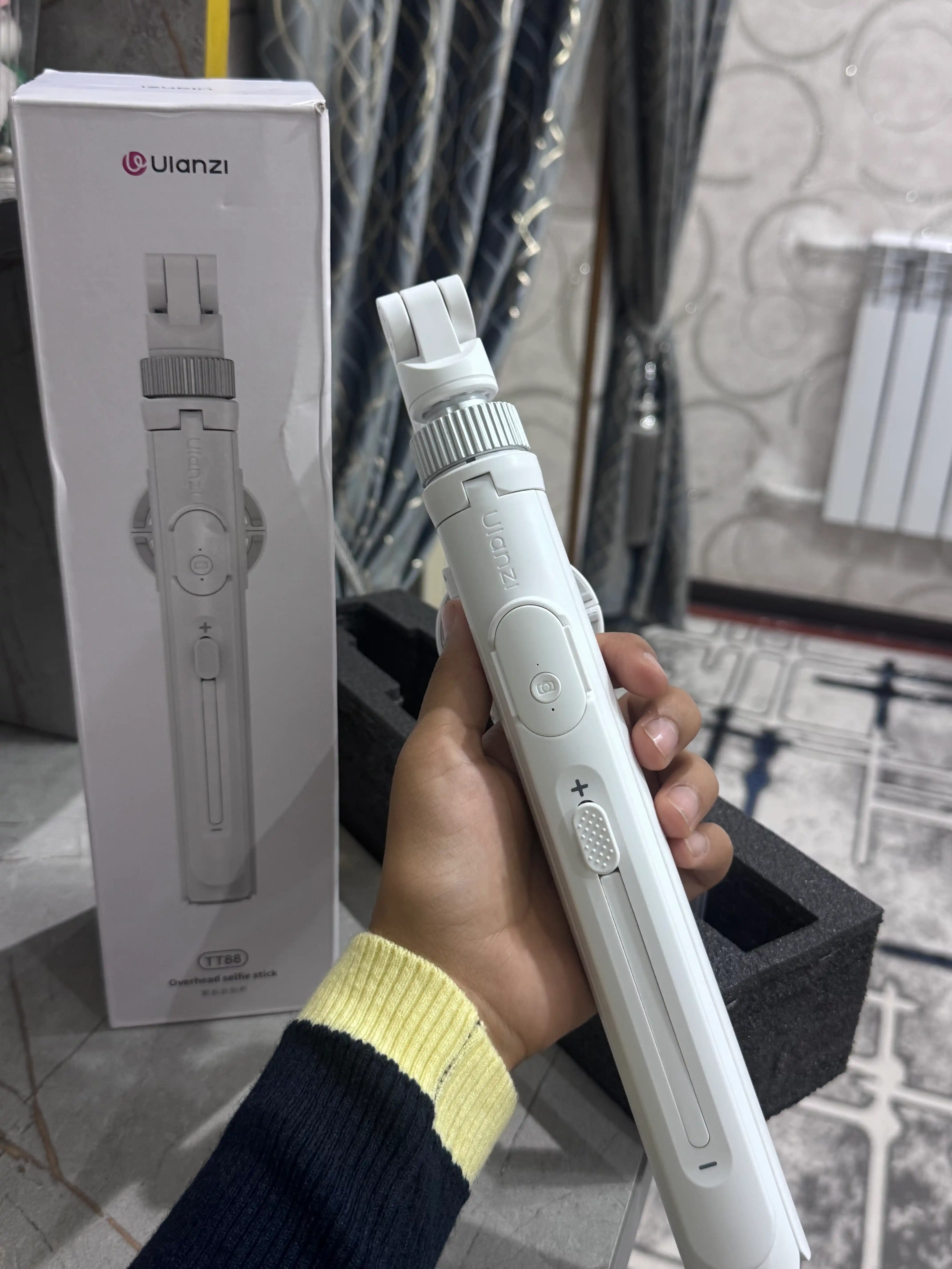Ulanzi TT88 MagSafe — профессиональная 4-в-1 селфи-палка, с пультом и креплением Cold Shoe