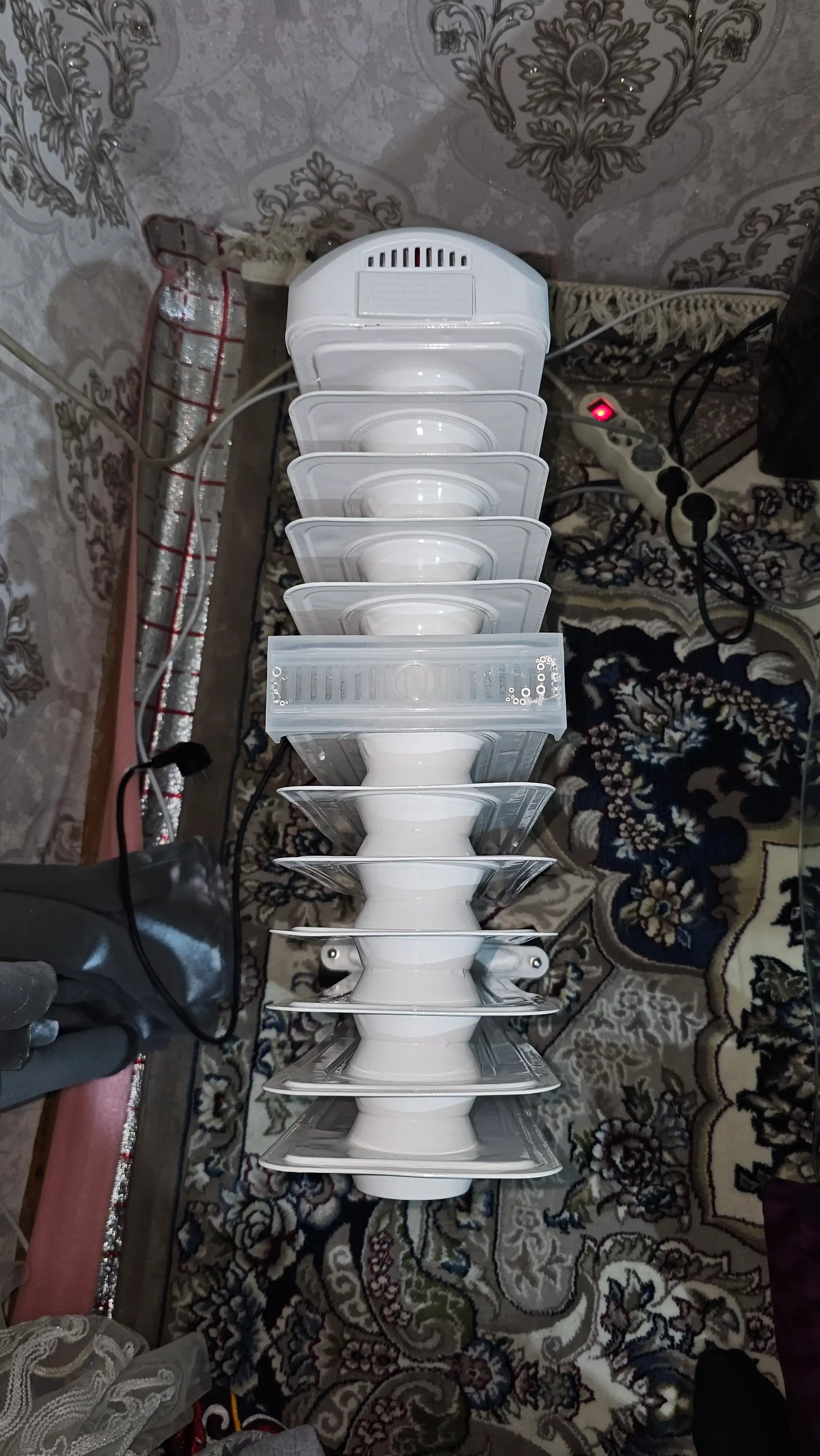 NIKAI moyli isitgichi, termo-puflanadigan pech + quritgich, 13 ta qovurg‘a, 30 kv.m gacha