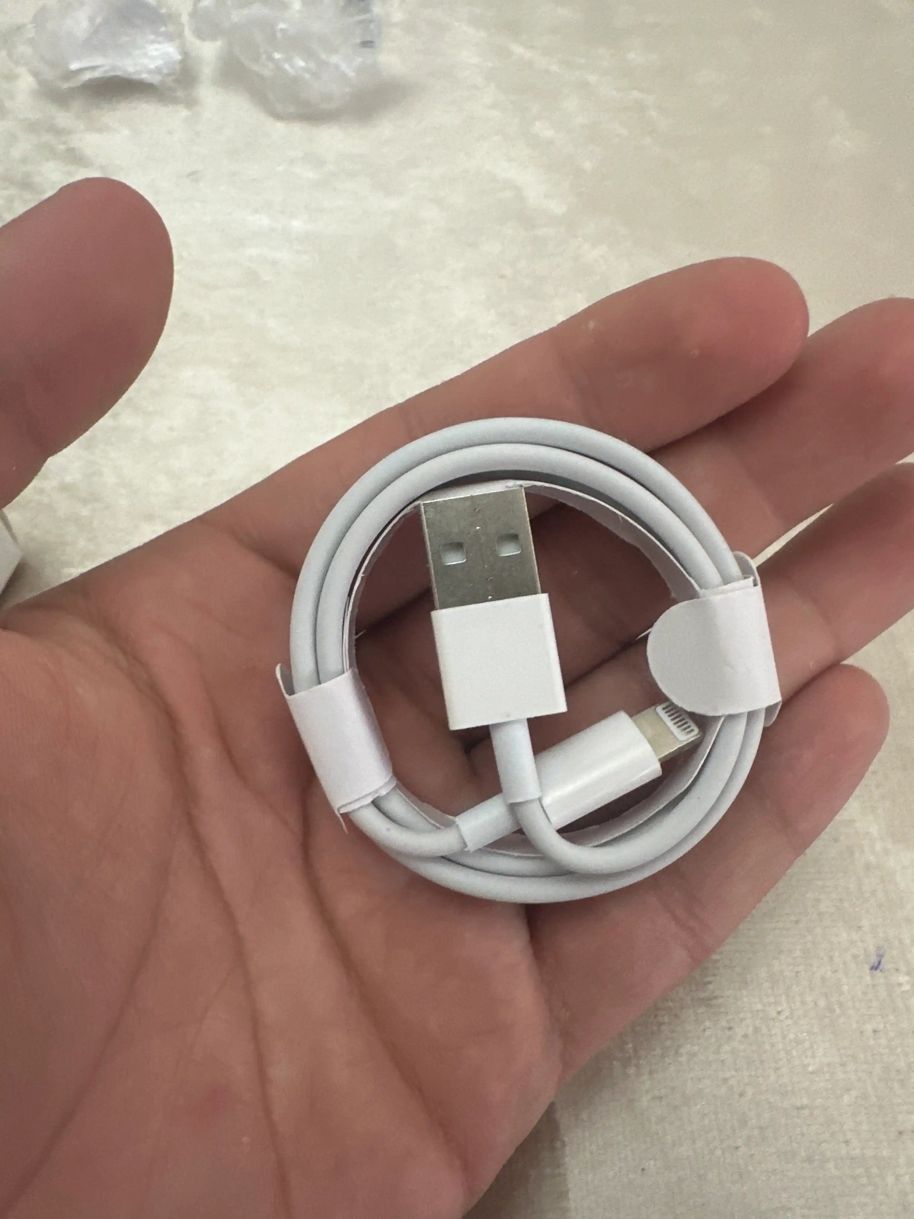 Оригинальный кабель usb / lightning / type-c, 1 метр, быстрая и качественная зарядка