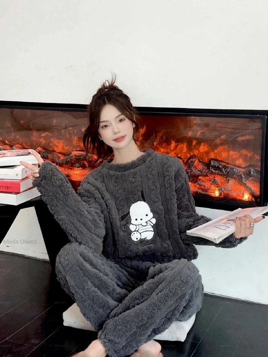 Ayollar uy kiyimi, pijama, 100% paxtadan tayyorlangan kiyimlar to‘plami 2 tasi 1 da