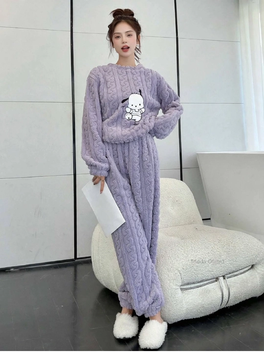 Ayollar uy kiyimi, pijama, 100% paxtadan tayyorlangan kiyimlar to‘plami 2 tasi 1 da
