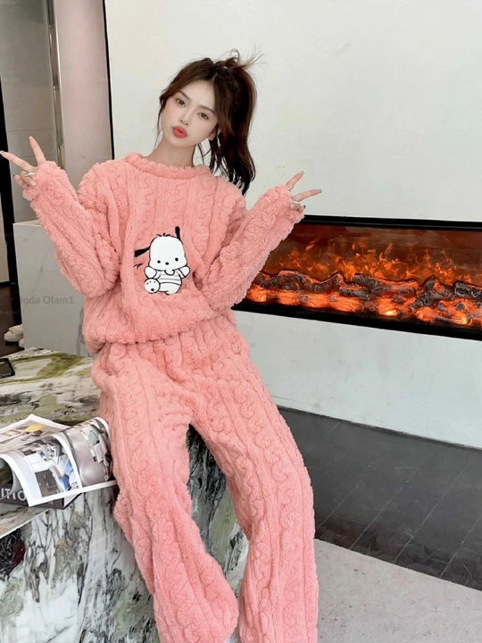 Ayollar uy kiyimi, pijama, 100% paxtadan tayyorlangan kiyimlar to‘plami 2 tasi 1 da