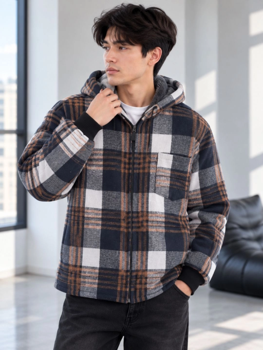Erkaklar uchun yengil kurtka-vetrovka, mexli astarli. O'lchamlar: L/XXL 48-52