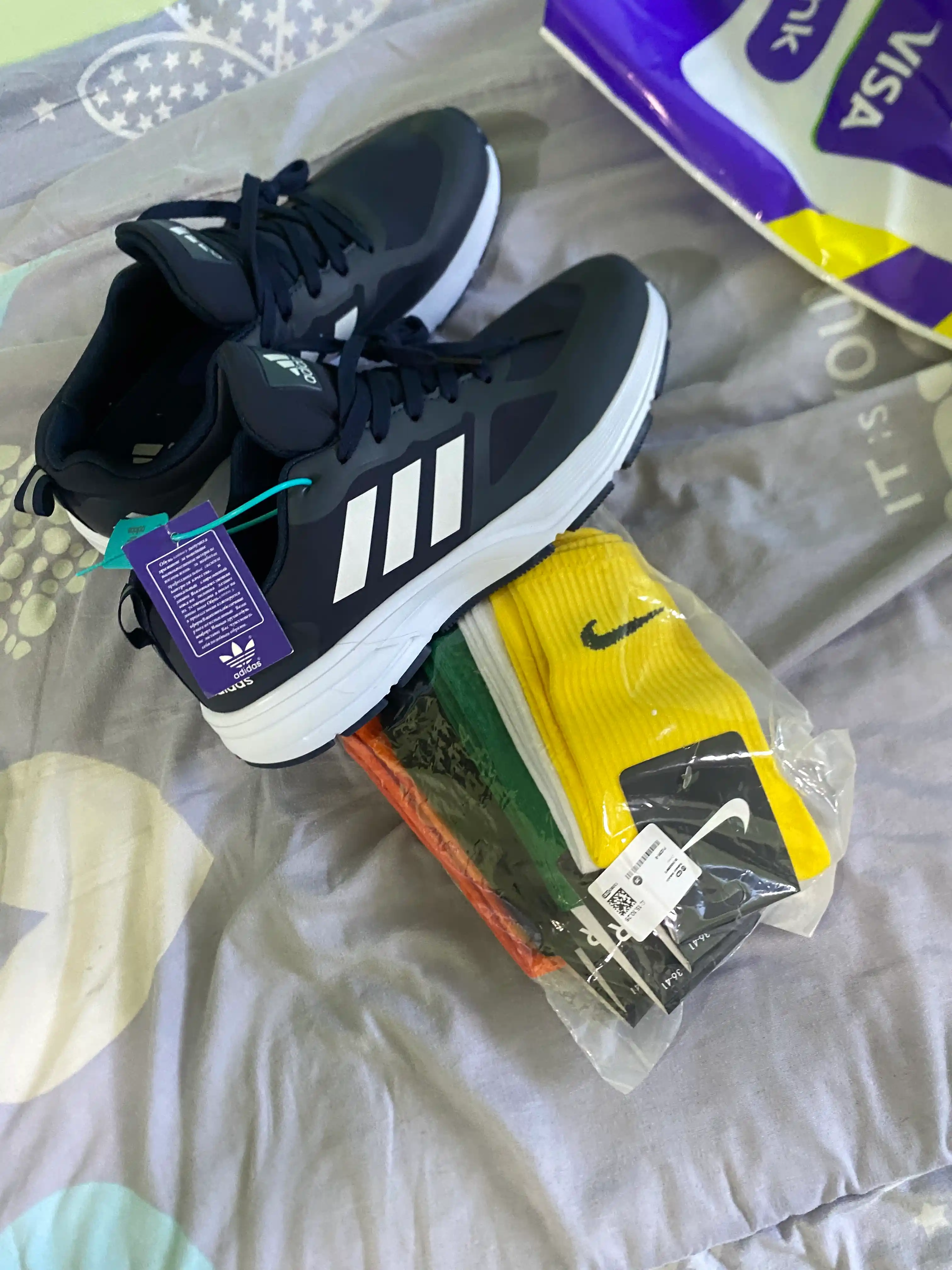 Erkaklar zamonaviy Adidas sport poyabzali, o‘lchamlari 40-44