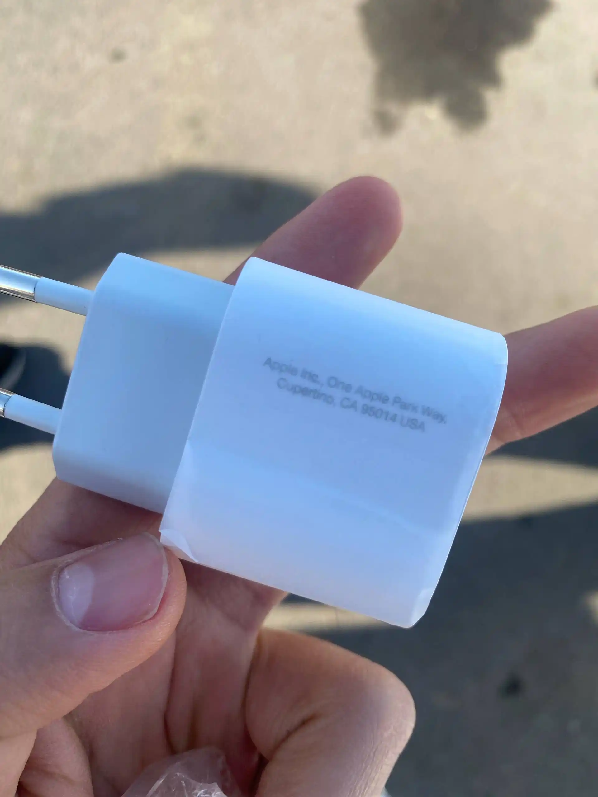 Зарядка для iPhone 20W быстрое зарядное устройство USB-C iPhone 11 ,12,13,14,15,16,17