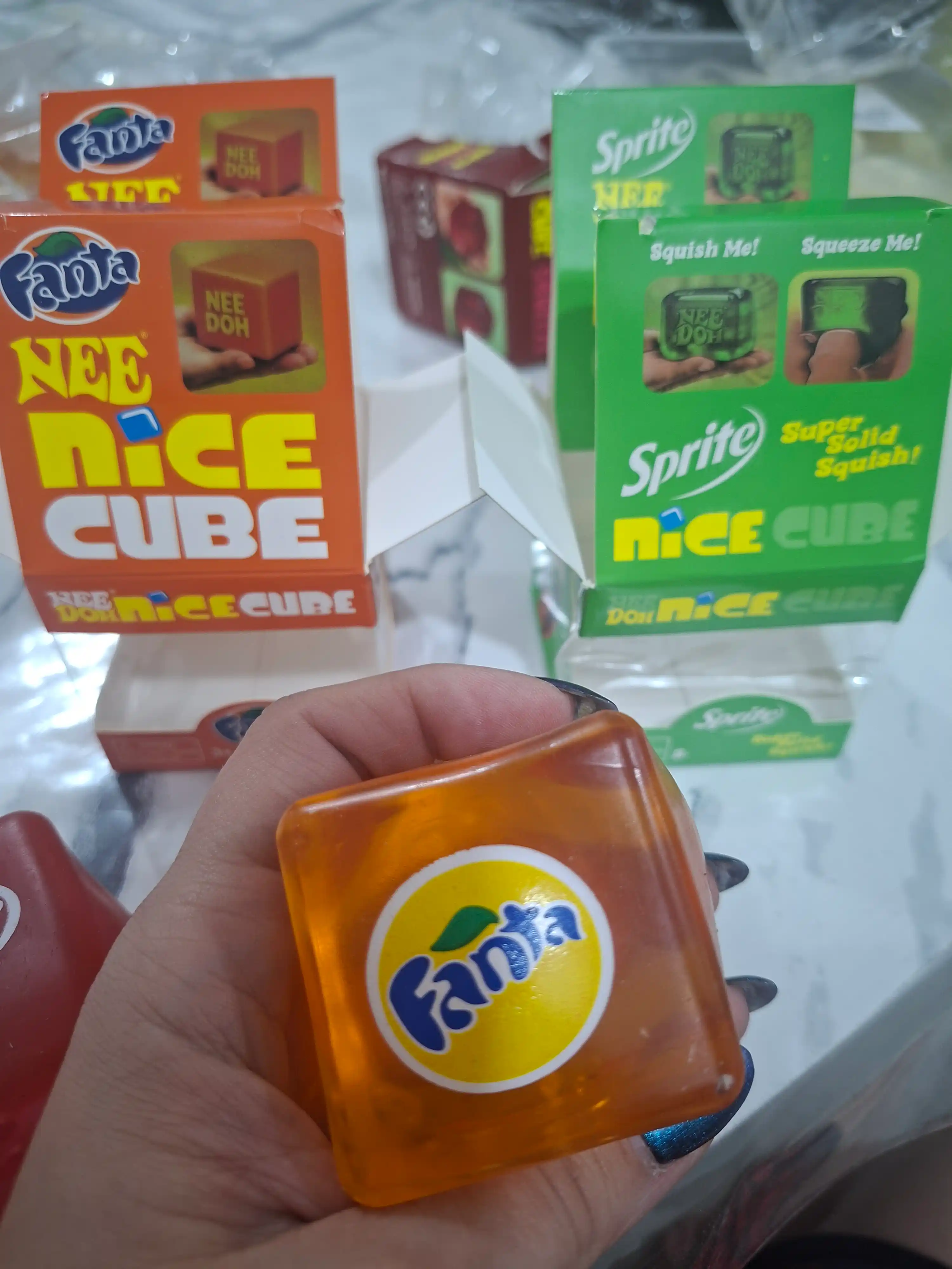 Skvish Nice Cube antistress o‘yinchoq, qo‘l uchun kubik myalka, bolalar uchun o‘yinchoq