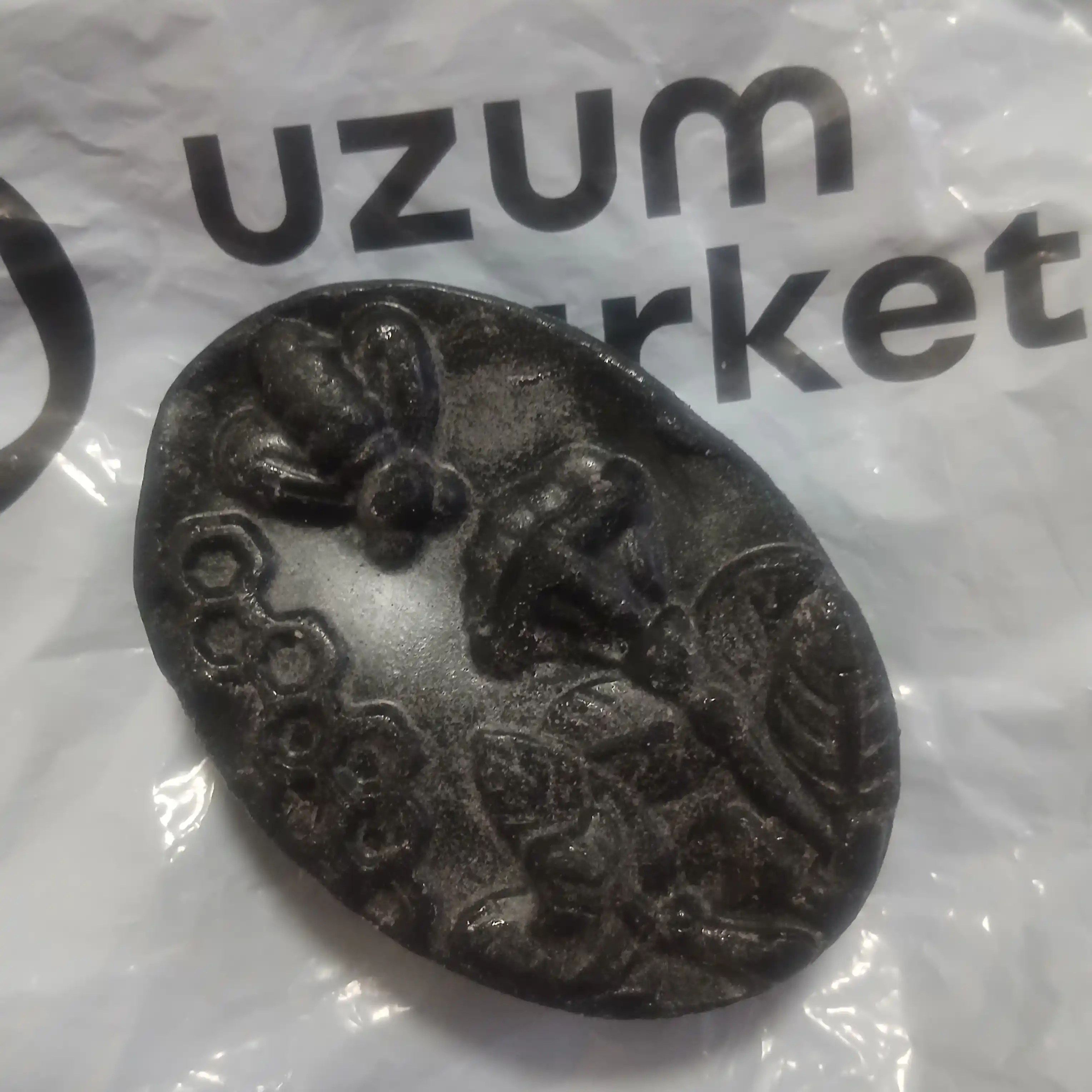 Yuz yuvish uchun sovun ugrilarni yo'qotadi yog'li yuzga yuz oqartirishga sovun