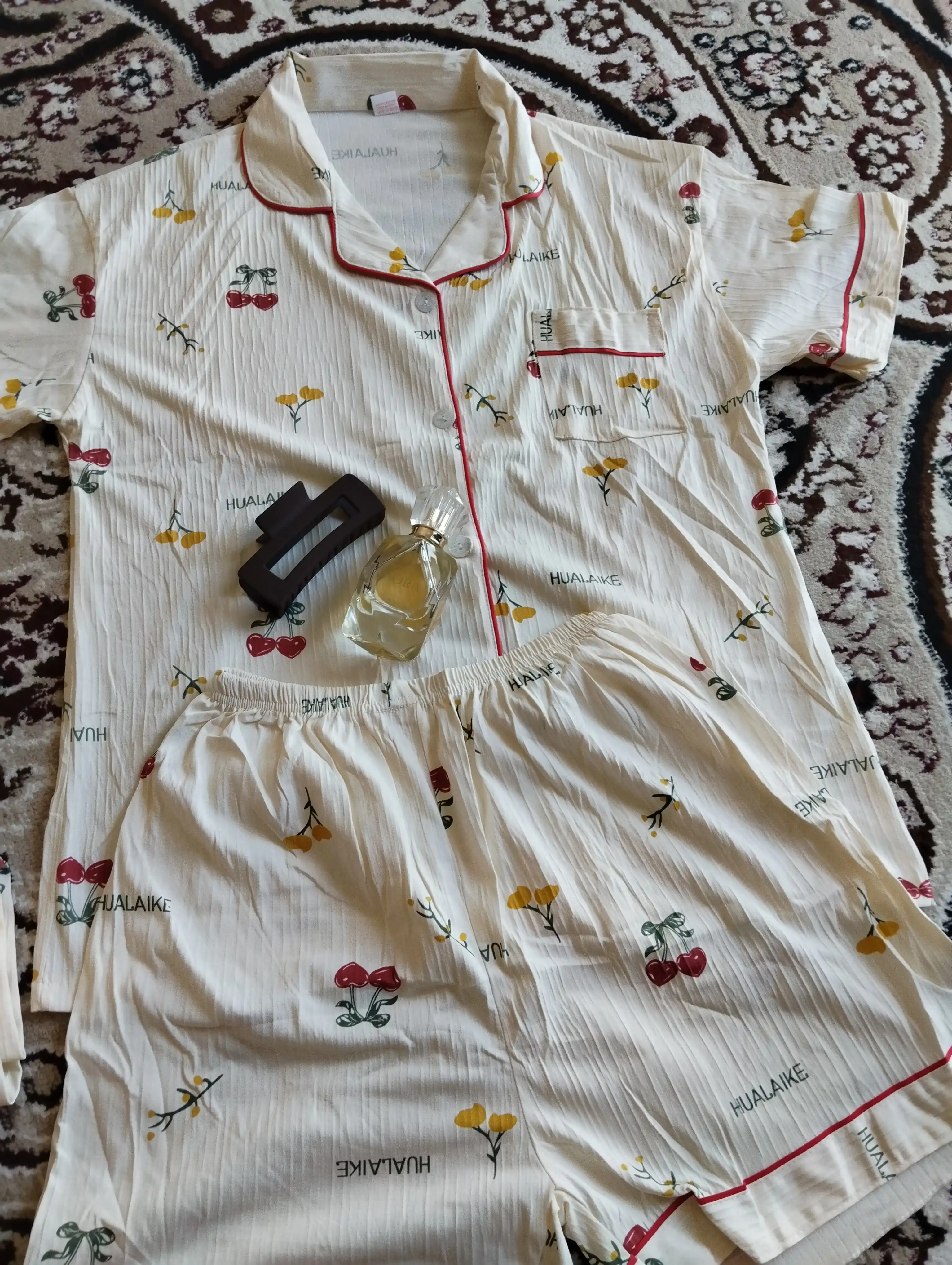 Ayollar pijamasi 3 tasi 1 da, barcha mavsum uchun: ko‘ylak, shim va shortik, uy kiyimi