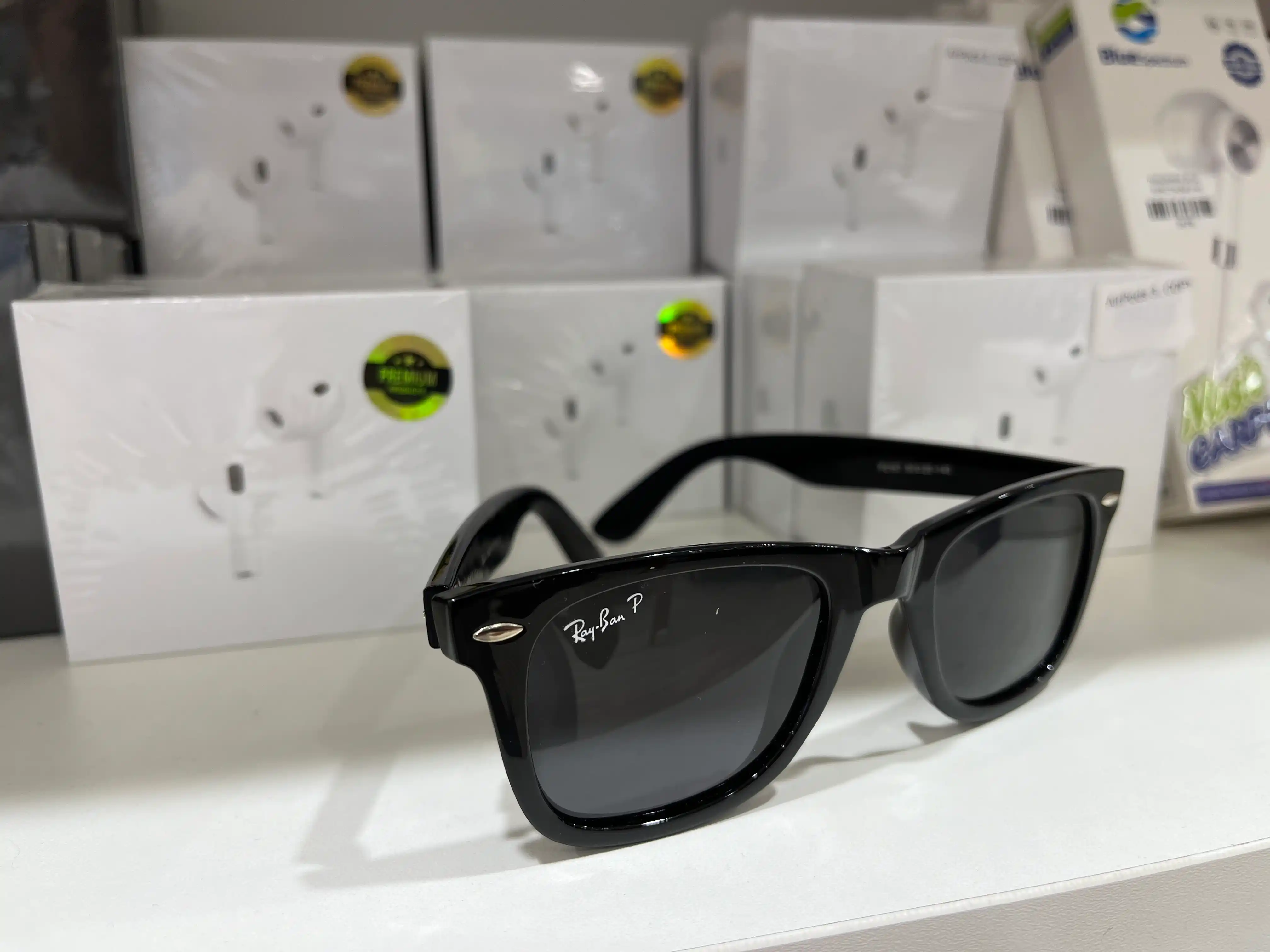 Солнцезащитные очки ''Ray Ban''