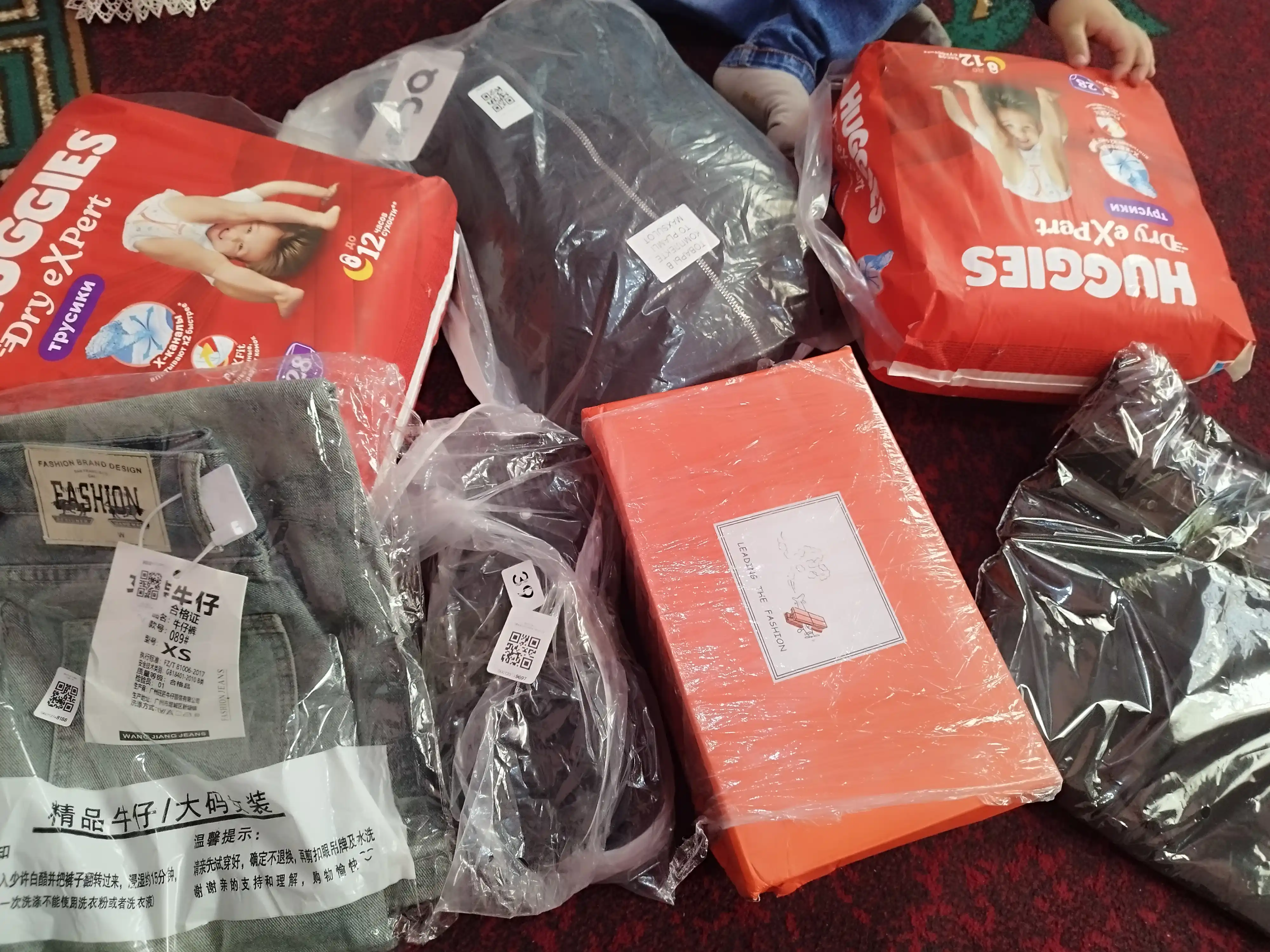Huggies Dry Expert 6 XXL o‘lchamli trusikli tagliklar, 15-25 kg, 28 dona