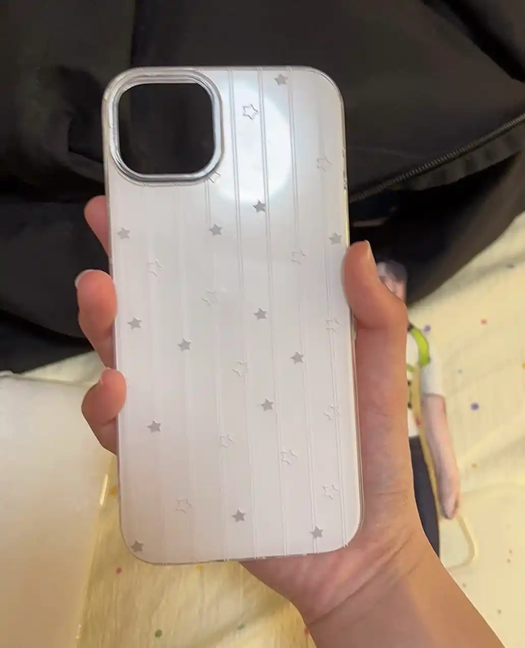 Nafis g`ilof iPhone 15 Pro Max, 16 Pro Max va 17 Pro Max uchun
