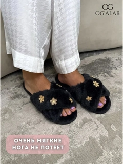 Qora