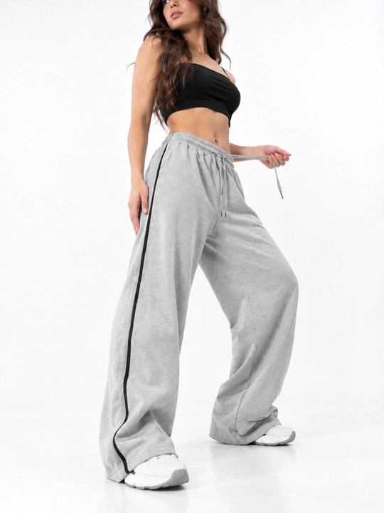Ayollar uchun keng triko sport shimlari, oversize model, qulay kundalik sport kiyimi