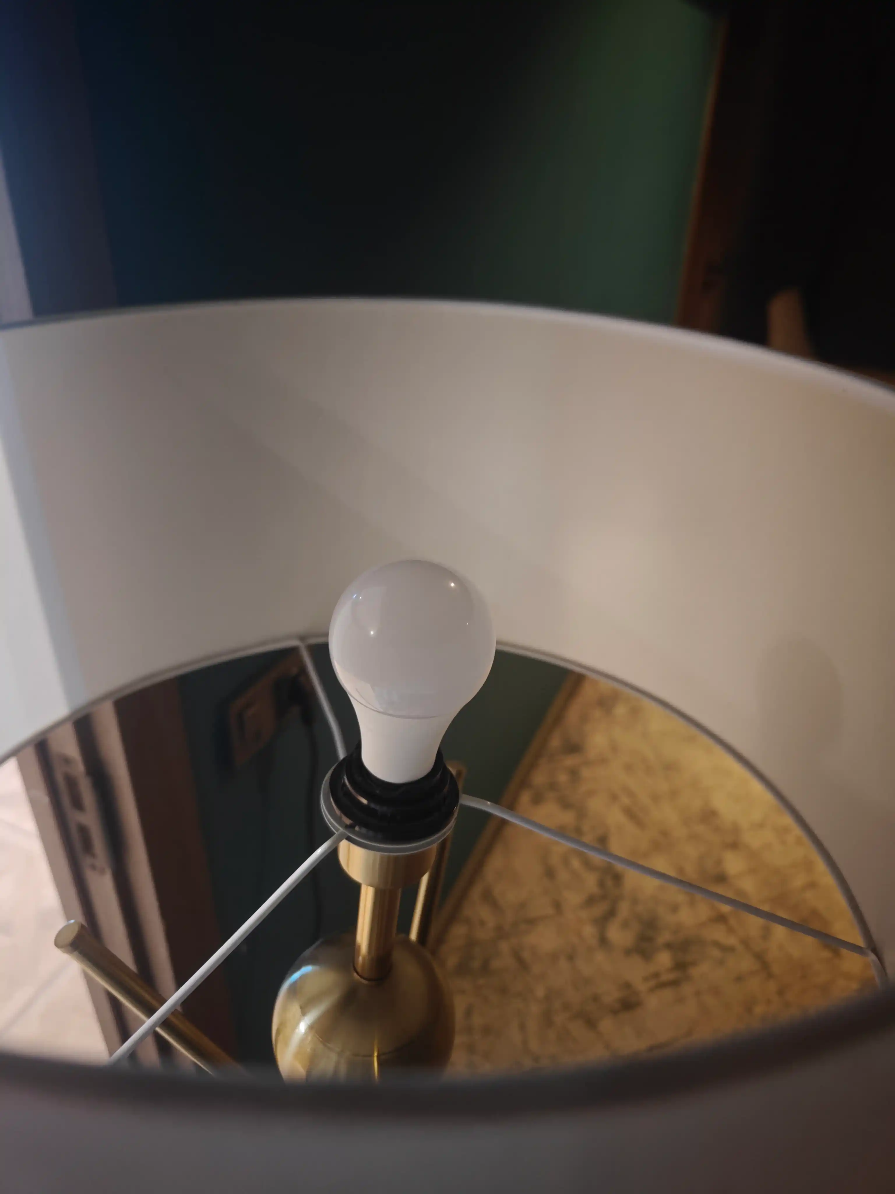 RGB LED lampa A65 pult bilan, 16 xil rang, 9W, E27
