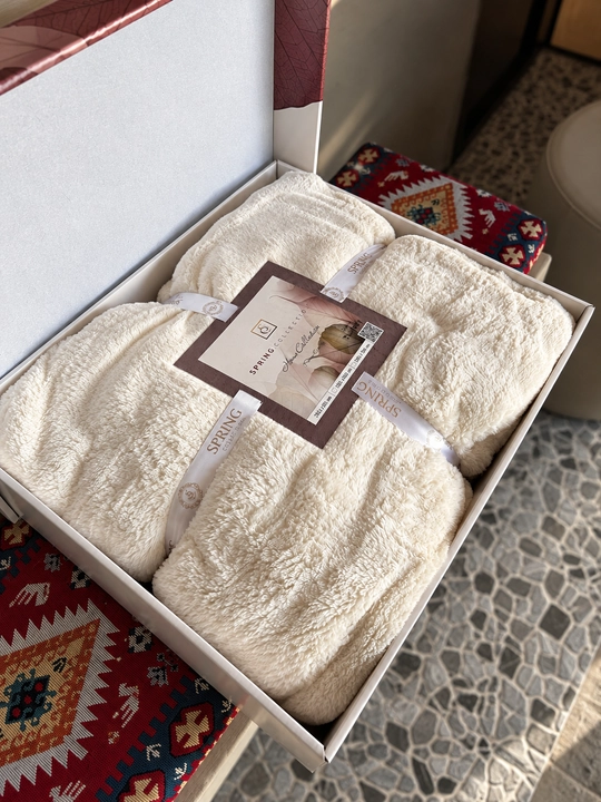 My Sofa’dan Spring issiq  pledlari — qalbingizni mehr bilan o‘raydigan sovg‘a