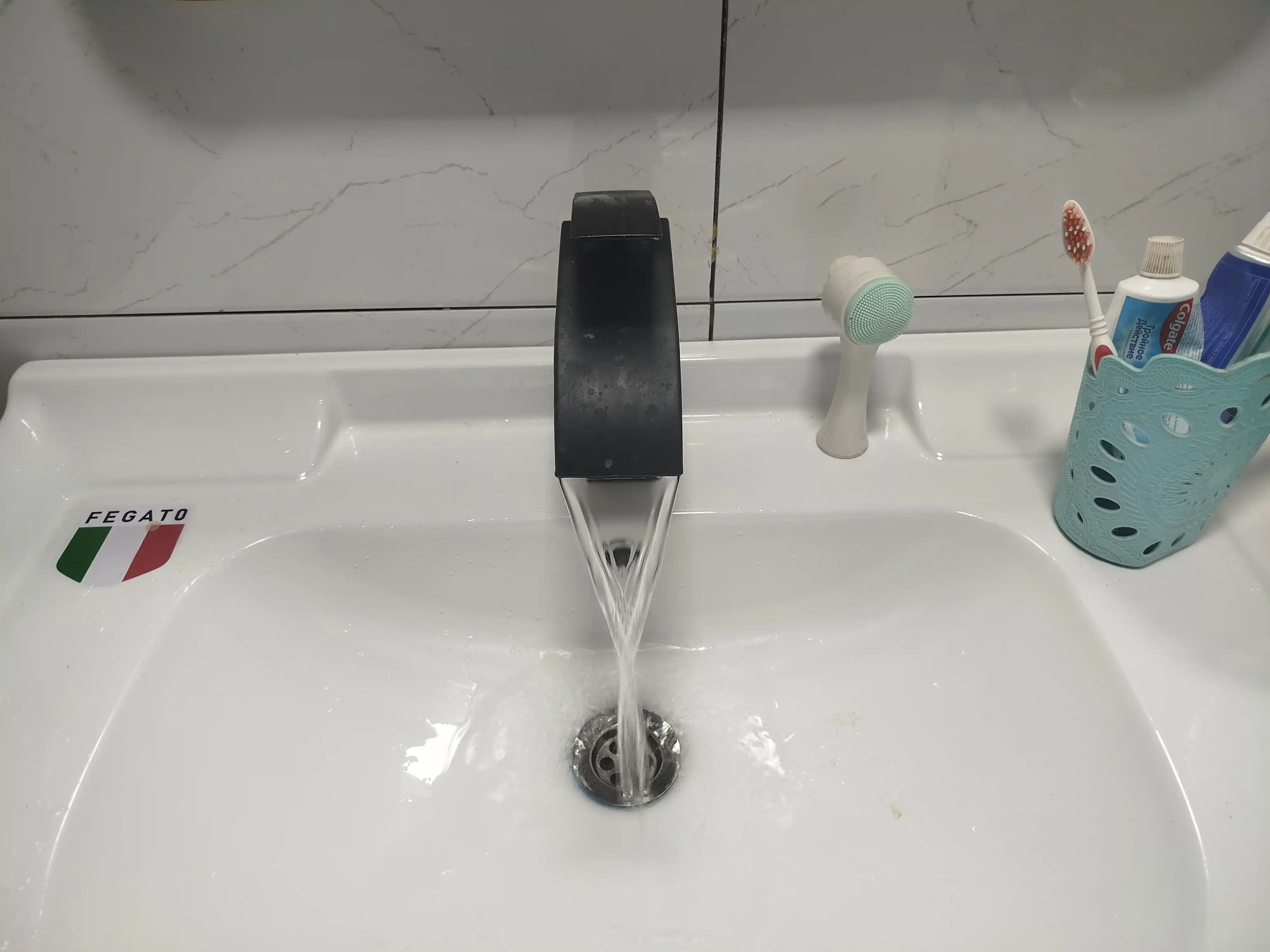 Sharsharali lavabo mikseri