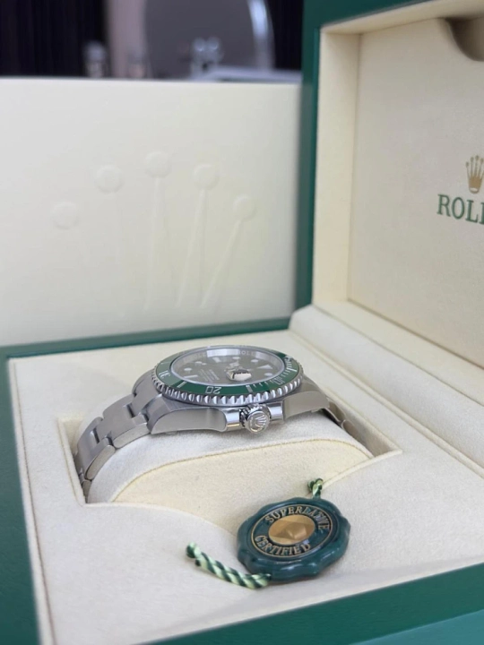 Erkaklar uchun Rolex Submariner qo‘l soati, sapfir shisha va metall bilaguzuk bilan