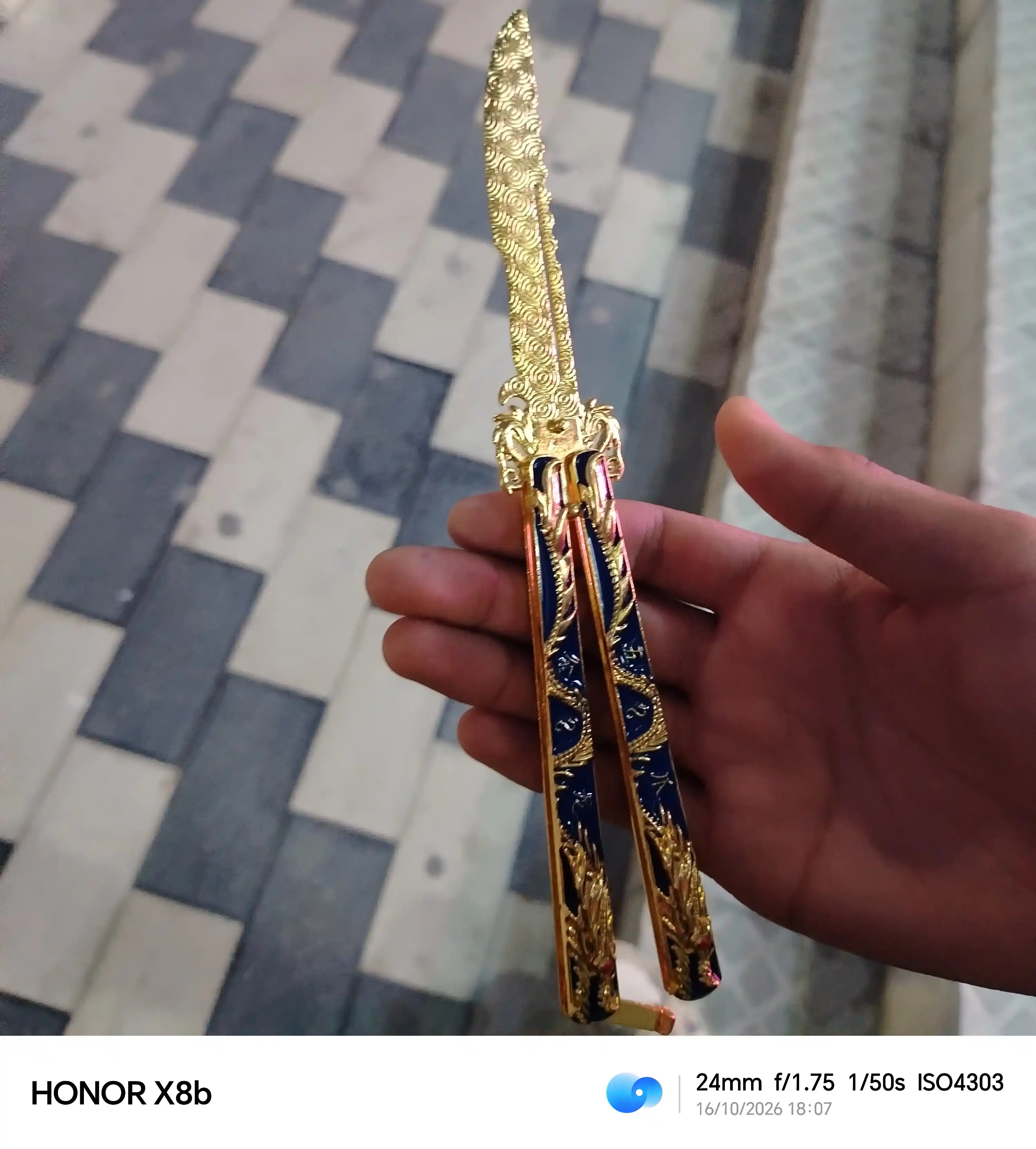 Pichoq-kapalak, organish va mashq qilish uchun, balisong