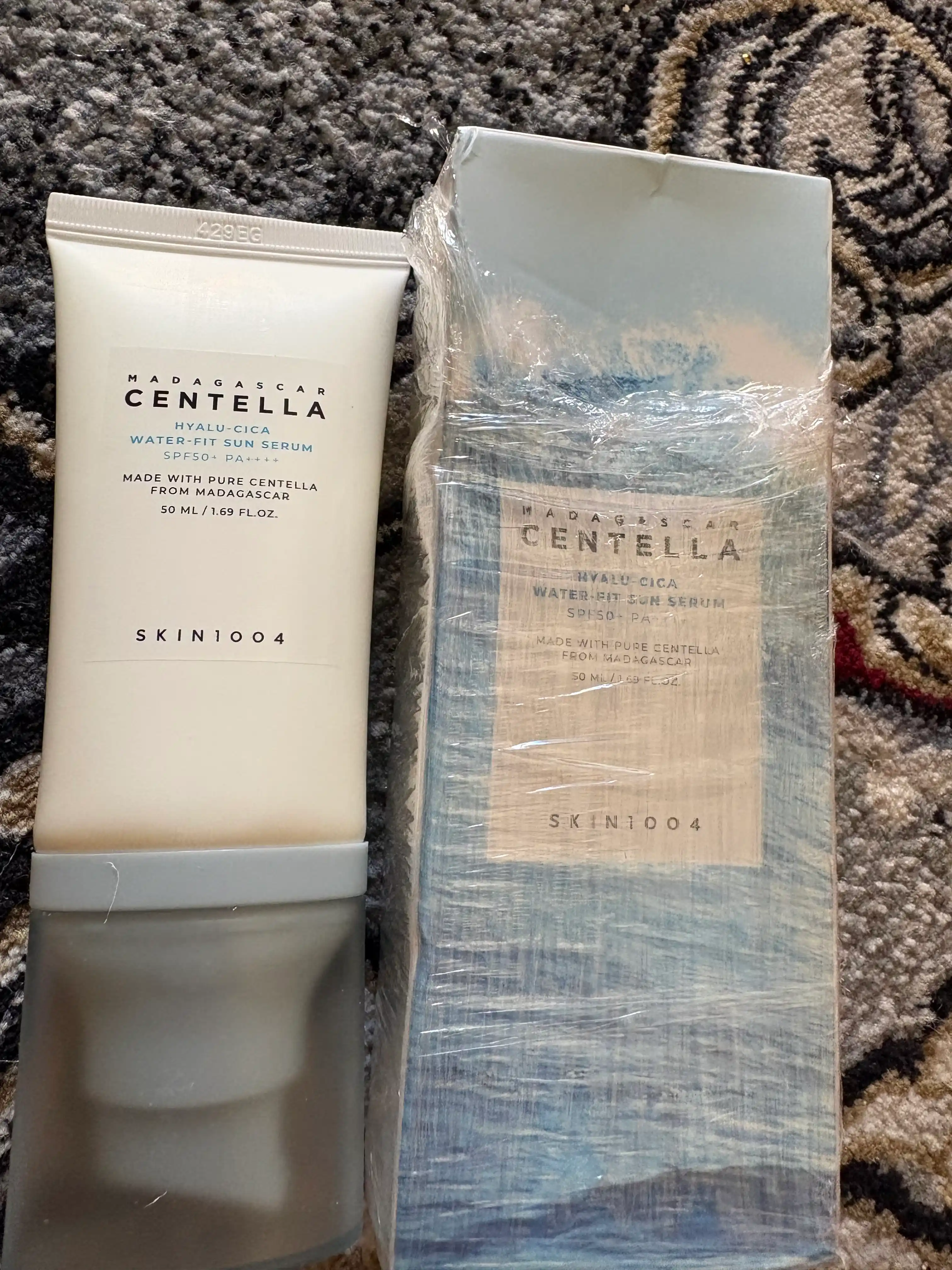 Солнцезащитный крем для лица с центеллой SPF50+ PA++++ 