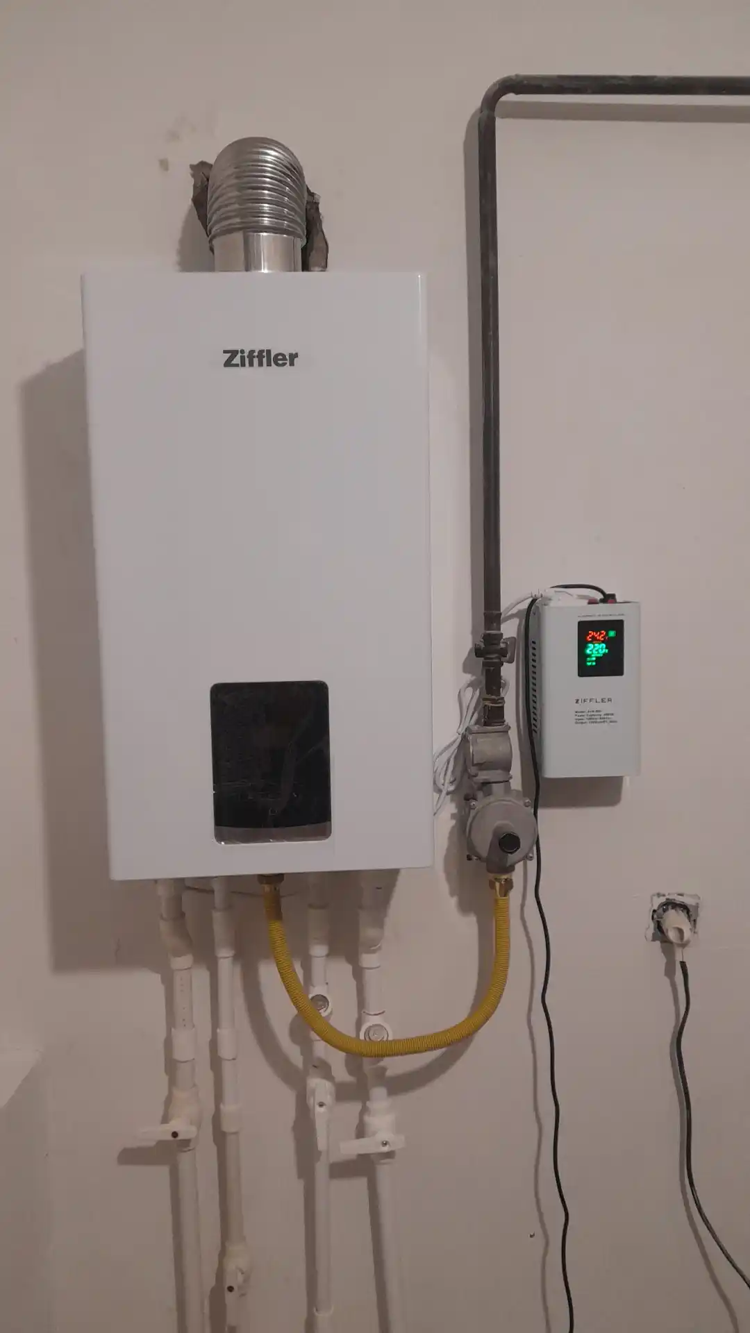Ziffler ikki konturli gaz qozoni 16–40 kVt, devorga o'rnatiladigan koteli, 2 yil kafolat
