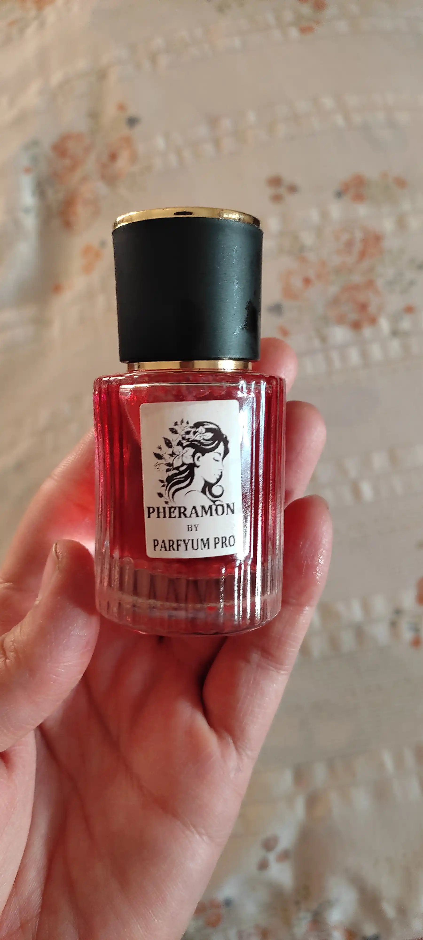 Ayollar uchun feramon atiri, unisex feramon duxi by Parfyum Pro