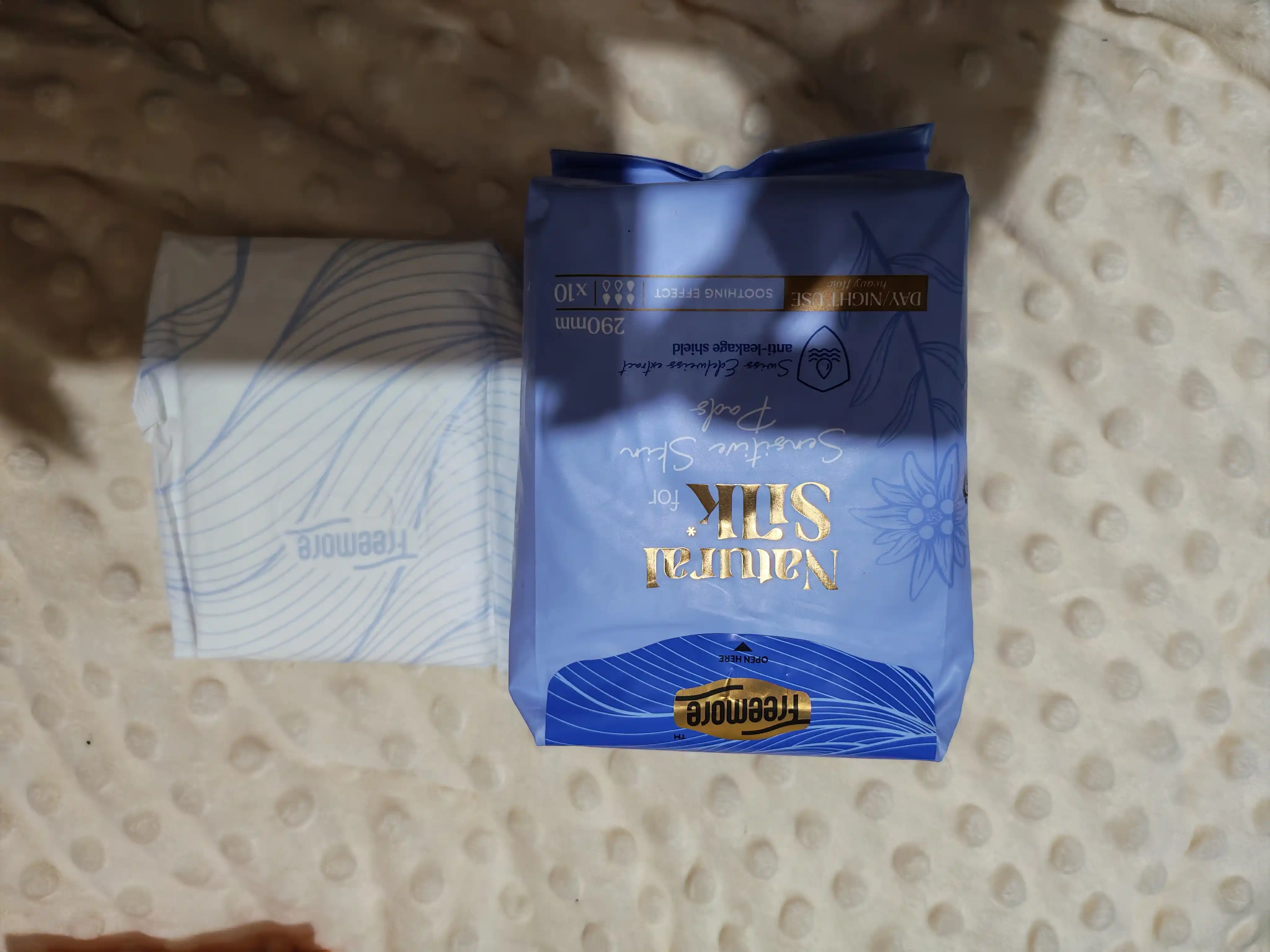 FREEMORE Natural Silk ipakli tungi gigiyenik prokladkalar, 290 mm, 10 dona