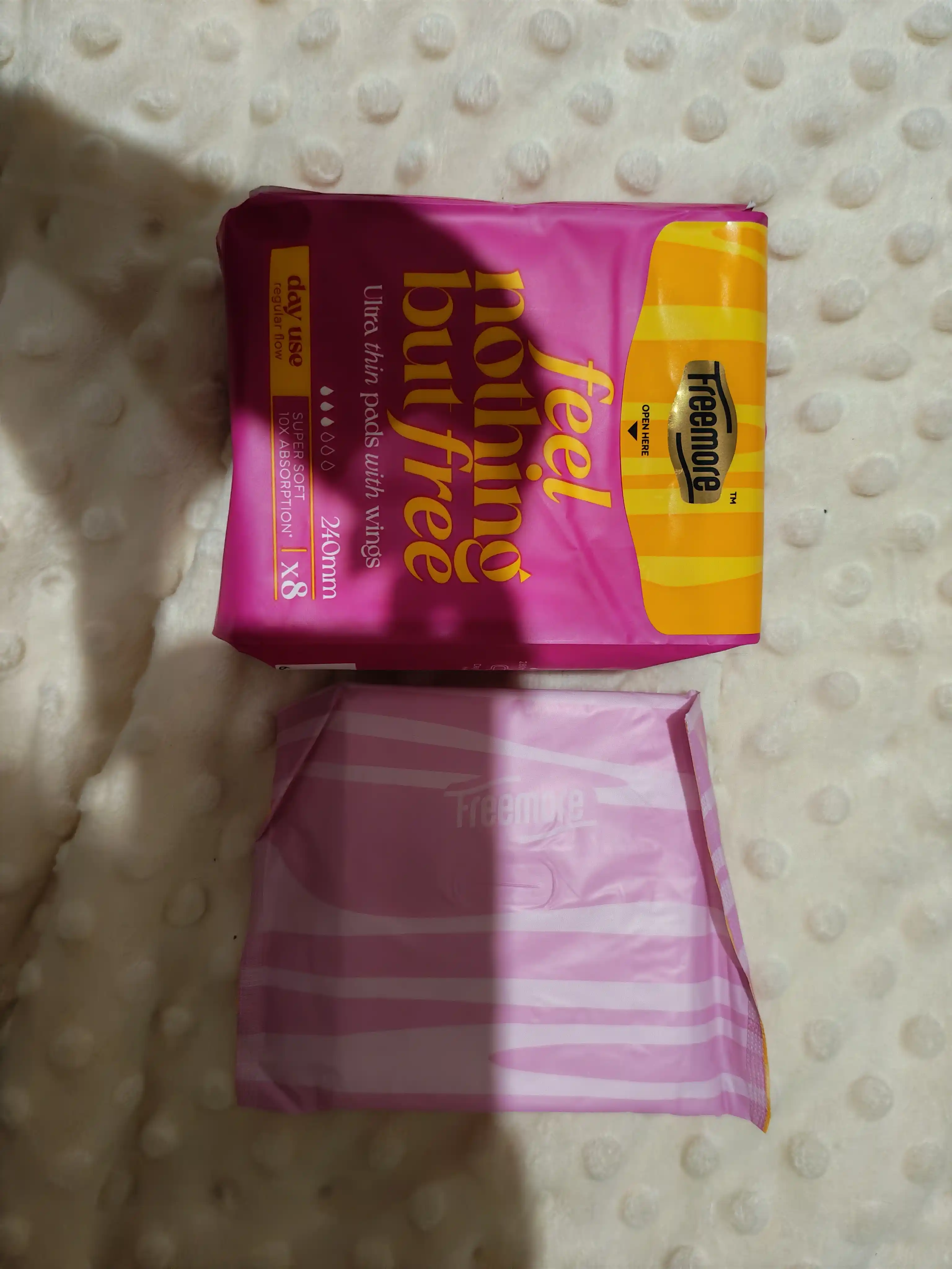 FREEMORE gigienik prokladkalar, ultra yupqa kunduzgi, qanotli, 0,07 sm, 240 mm, 8 dona