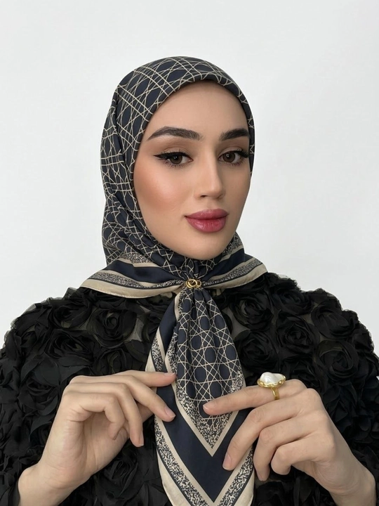 Ayollar ipak harir ro'moli, Christian Dior uslubida sharf kuz-qish uchun platok 110x110 sm