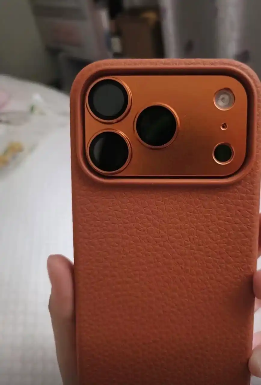 IPhone 17 Pro / Pro Max kamerasi uchun himoya oynasi