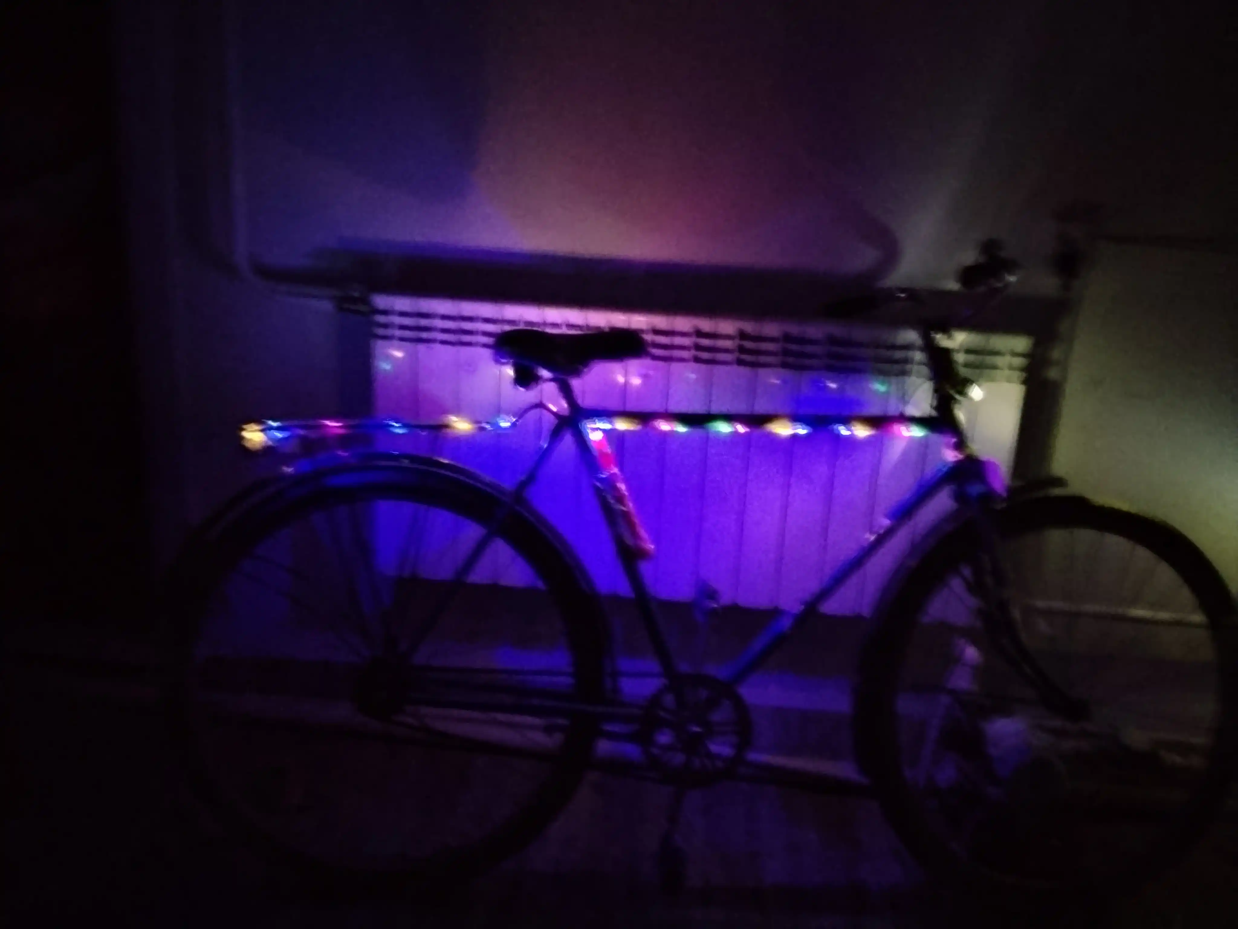 Дополнительная LED фара для мотоцикла, яркий свет, универсальное крепление