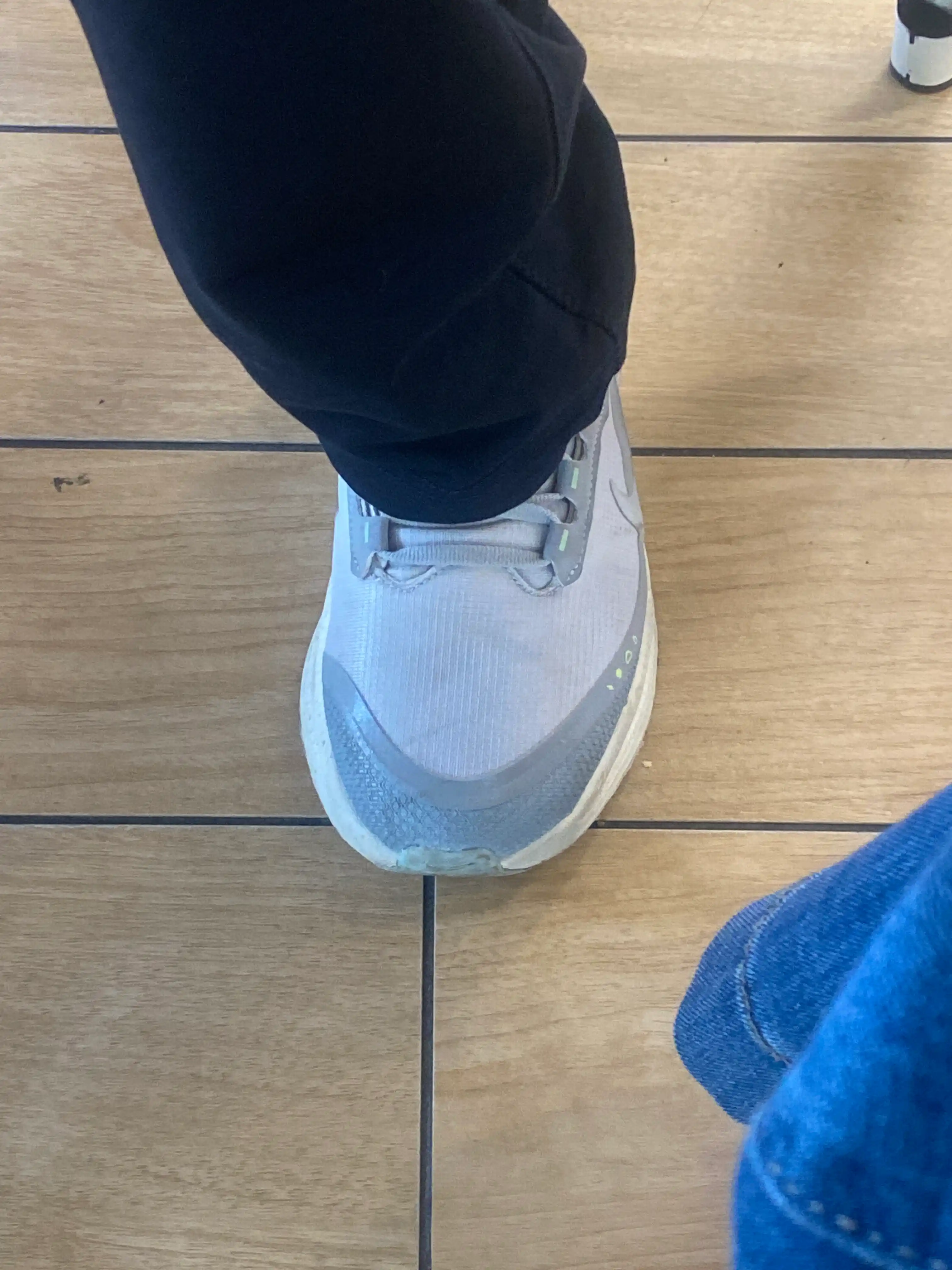 Nike ZoomX Run -Gore-Tex Edition o‘lchamlar: 40-45, 1 o'lcham katta olish tavsiya etiladi