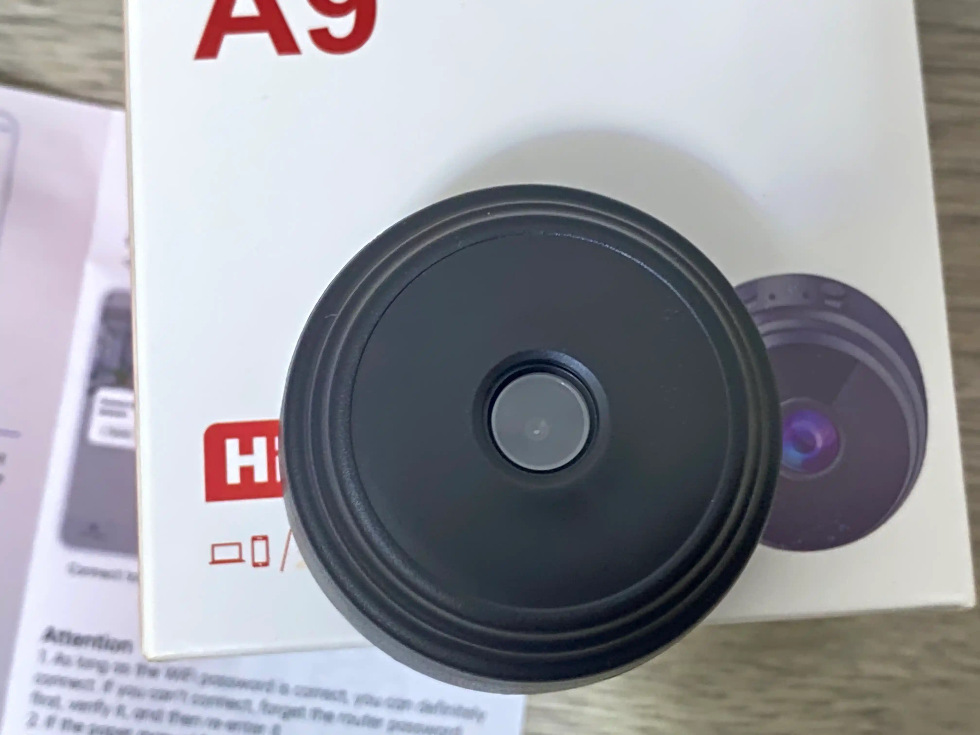 Мини Wi-Fi камера А9: беспроводная IP-камера с аккумулятором и подставкой