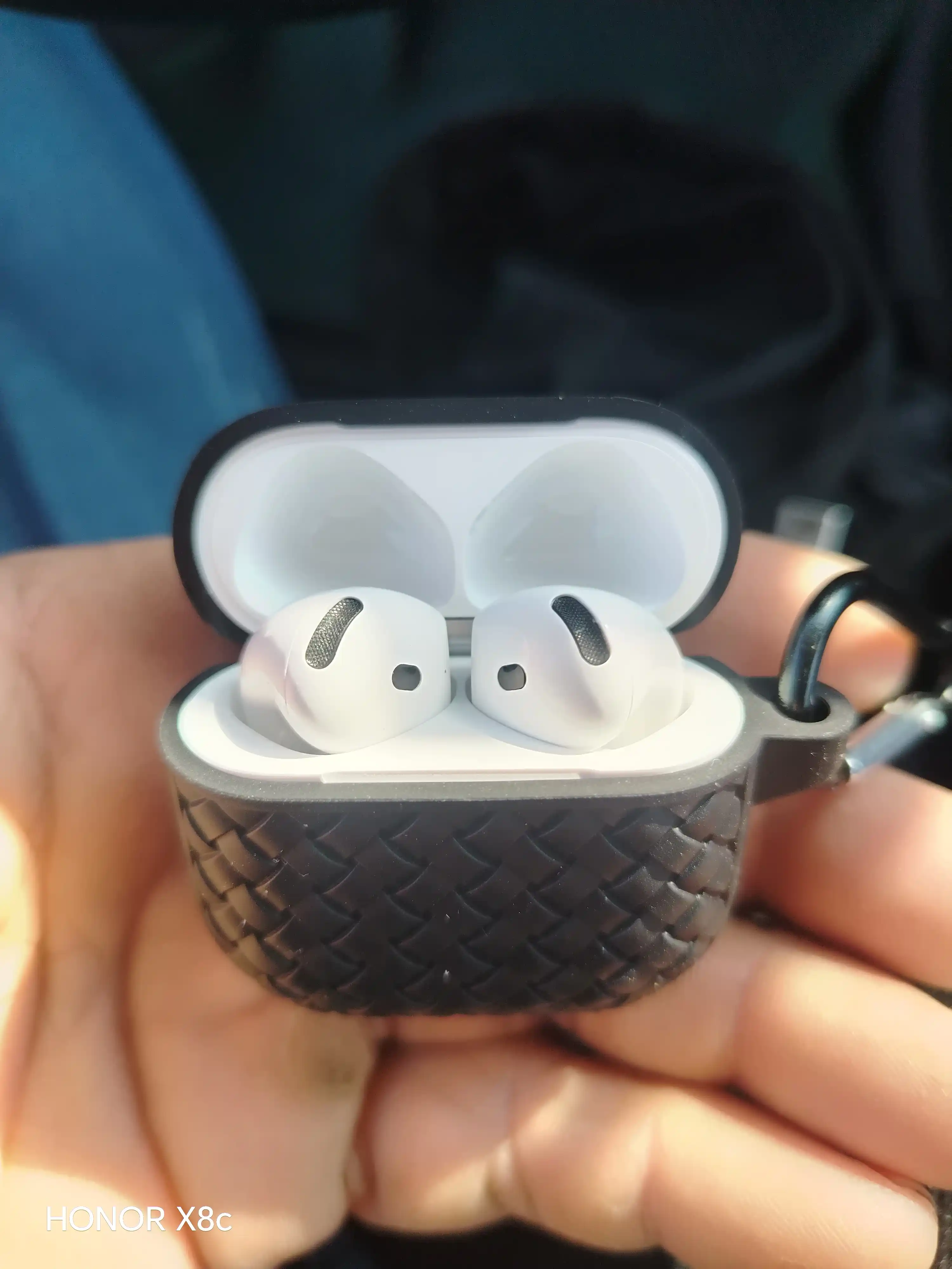 Simsiz quloqchinlar Pods 4, sensorli va blutuz naushniklar, iPhone va Android uchun