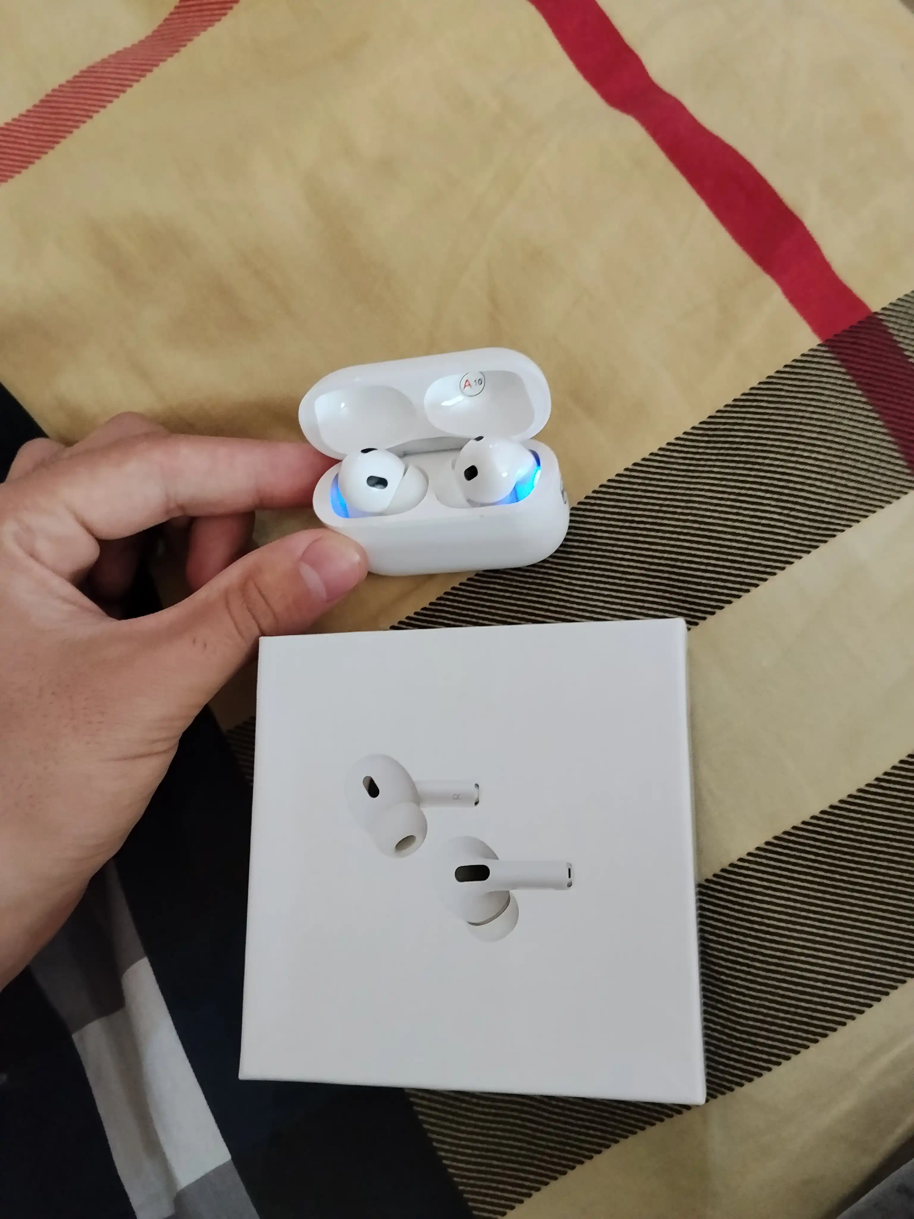 Simsiz quloqchinlar  Pods Pro 2 Pods Pro  Pods 3