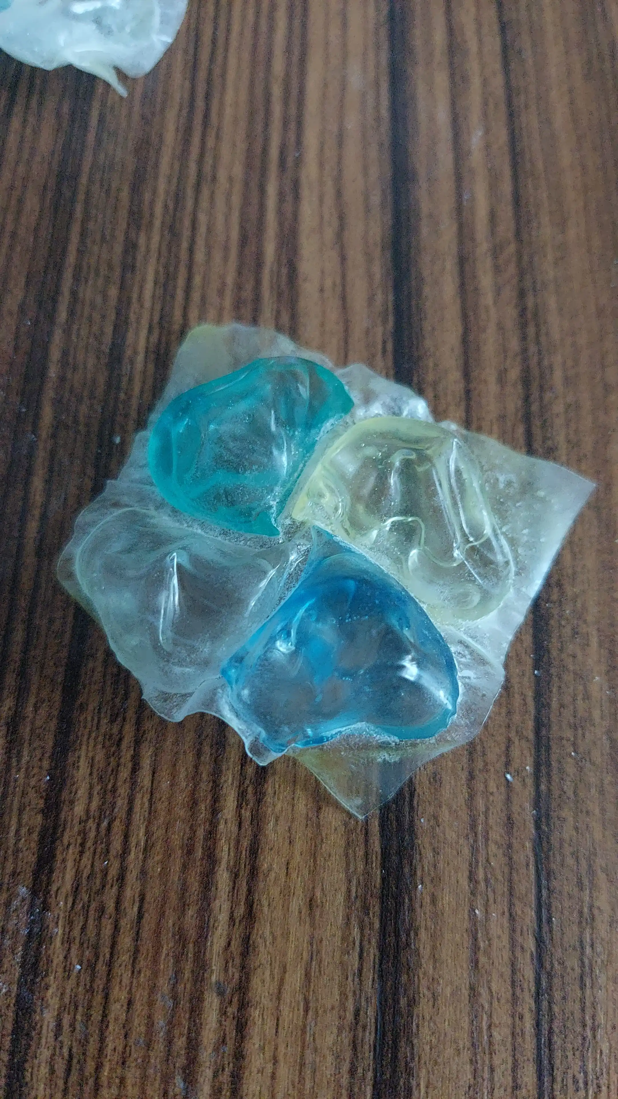 Kir yuvish kapsulalari, 30 dona, konsentrlangan gel, uzoq muddatli xushbo'y hid