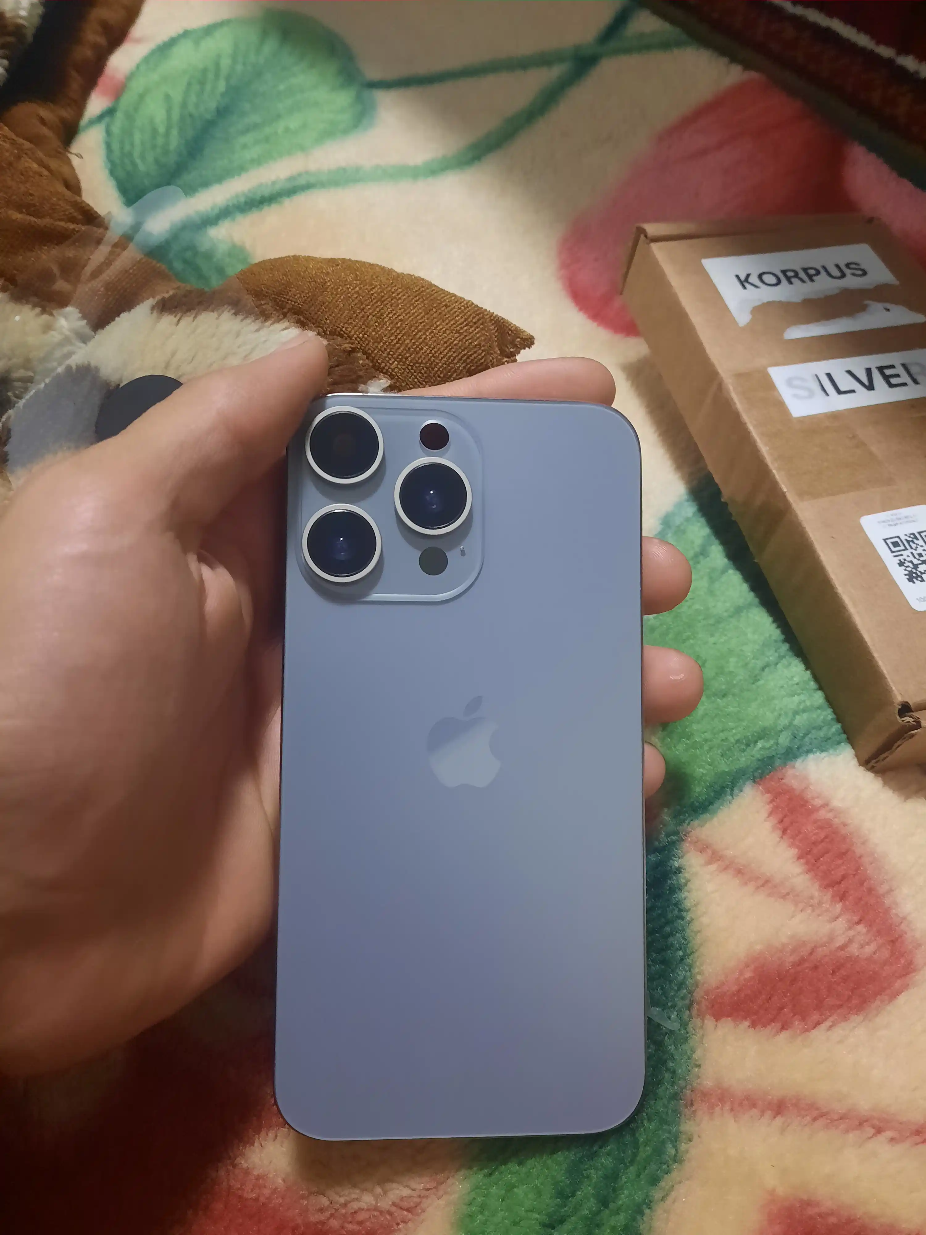 Алюминиевый корпус в стиле iPhone 15 Pro , 16 Pro и 17 Pro для iPhone XR