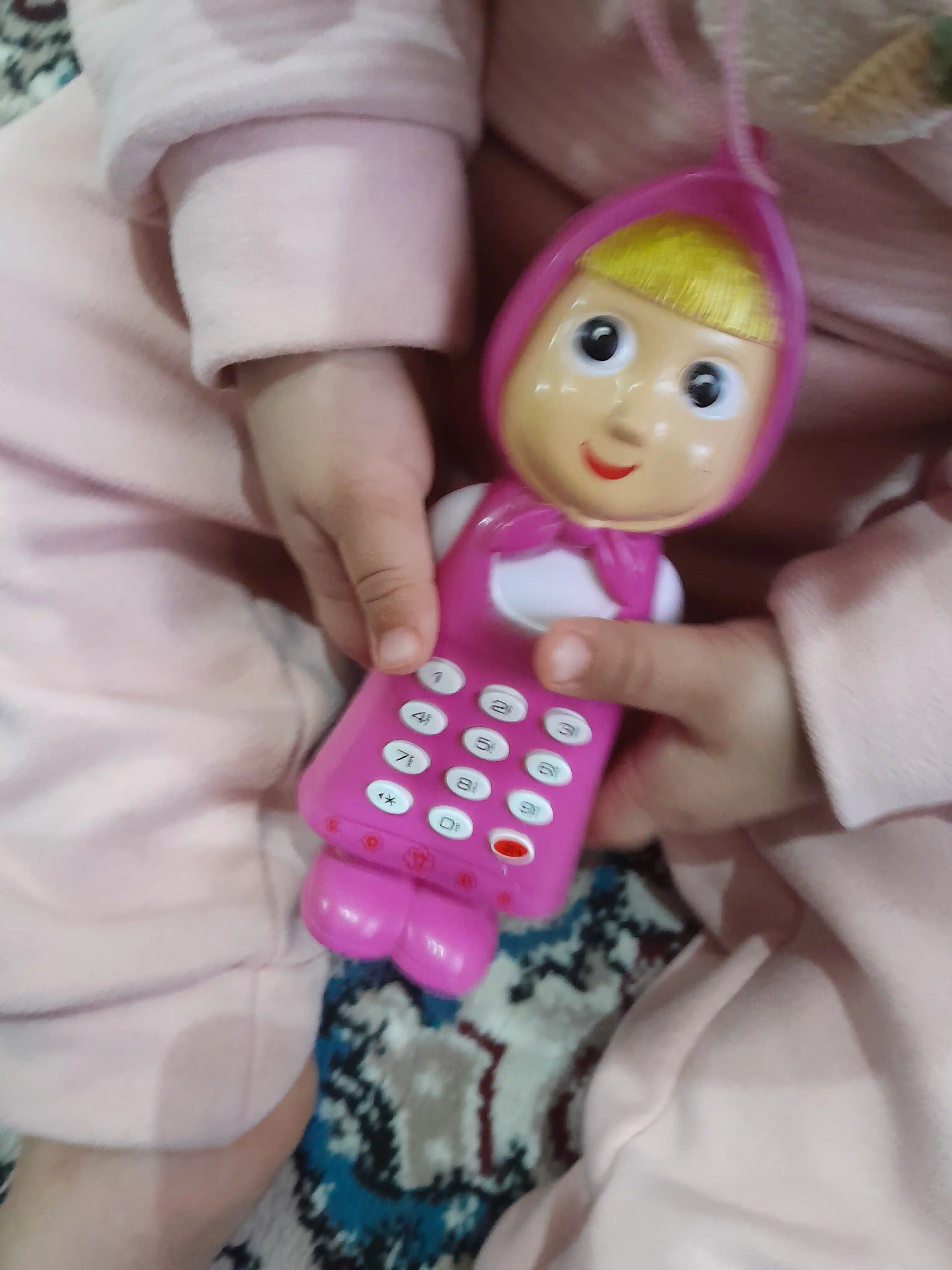 Игрушечный телефон Маша и Медведь, музыкальный