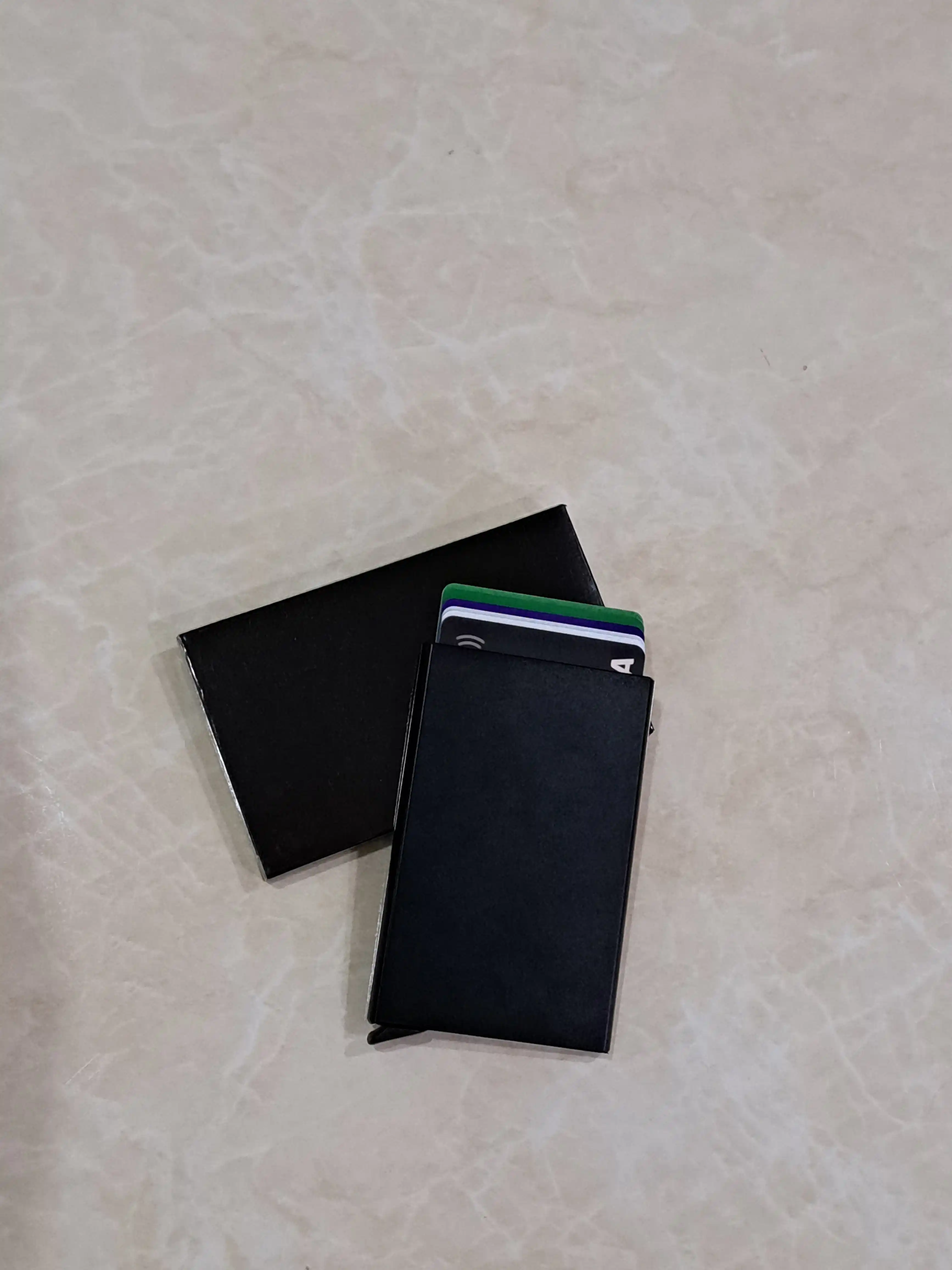 Hamyon Card holder bank kartalari, Tex va ID passport uchun