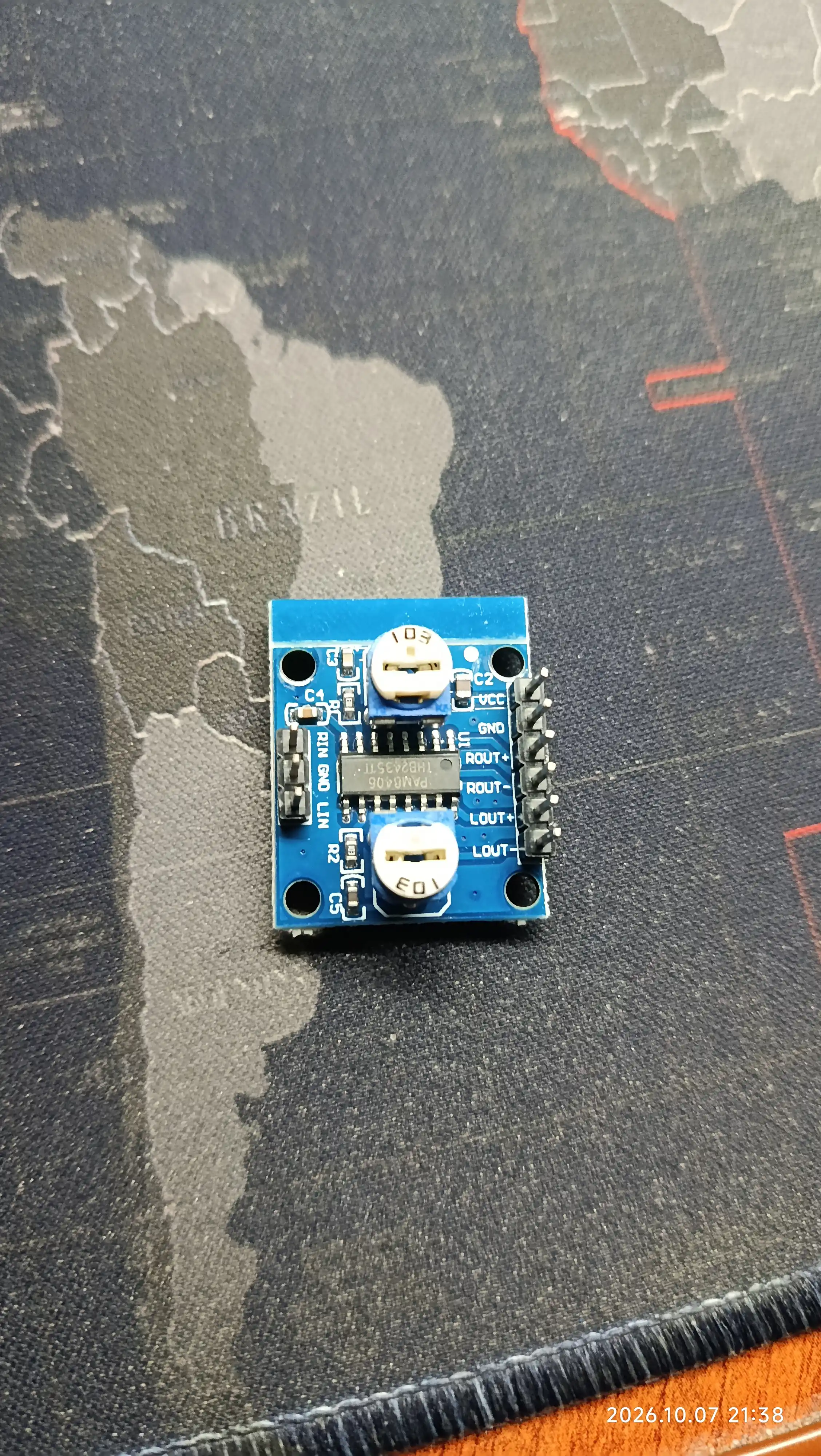 PAM8403 2x5Вт ультра-мини стерео аудио усилитель модуль, USB 5В, с регулировкой громкости