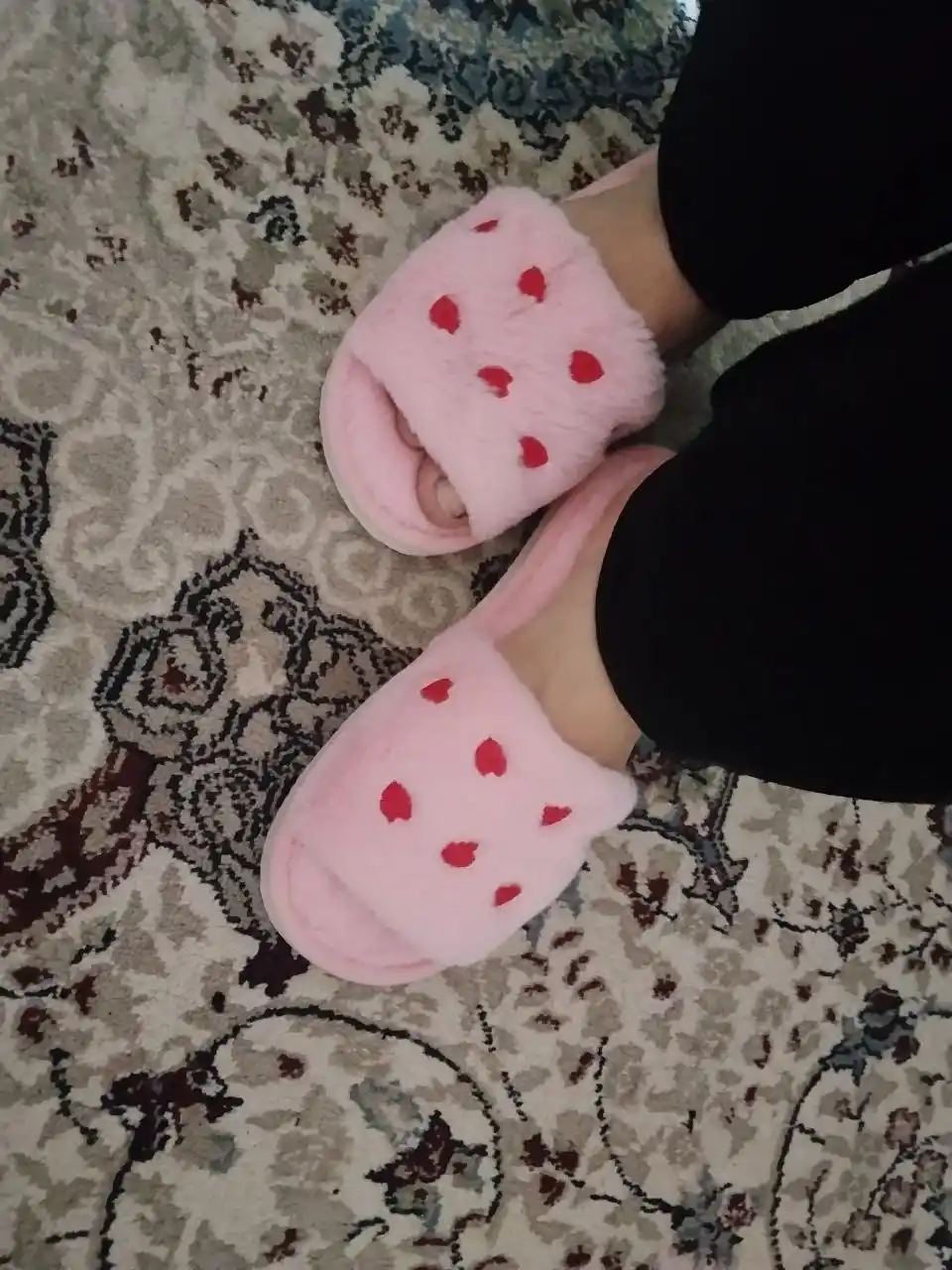 Ayollar uchun uy shippaklari, yumshoq va issiq