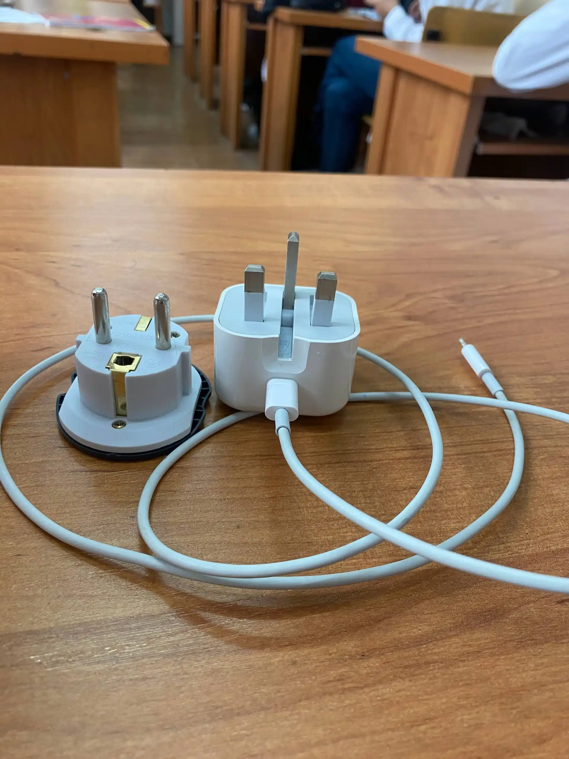 Зарядка для Айфона адаптер USB-C 20ват — быстрая зарядка для моделей iPhone 13,14,15,16,17