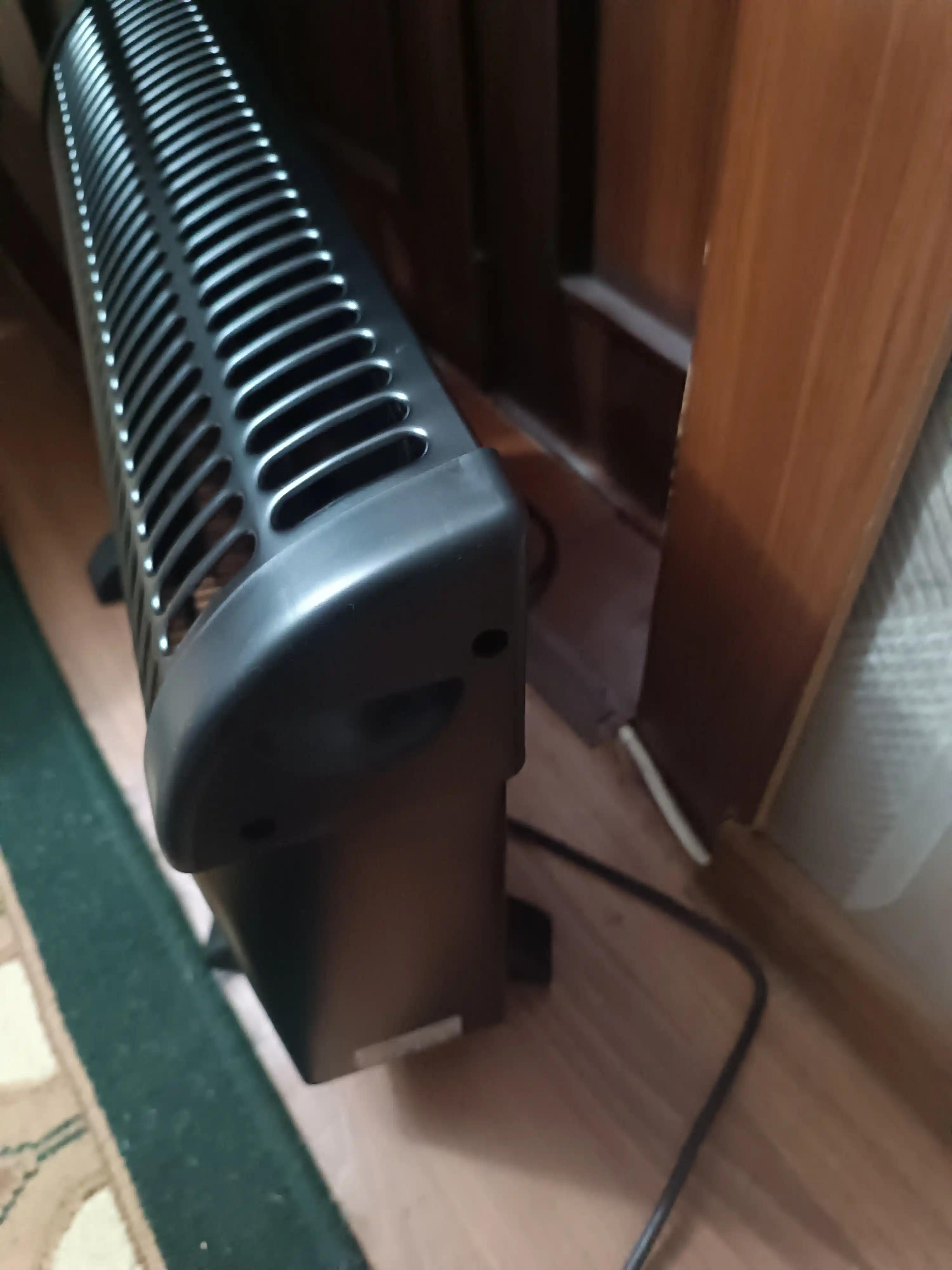 Konvektor isitgich Sonifer SF-6534, 2000 Vt, 3 rejim, sozlanadigan termostat