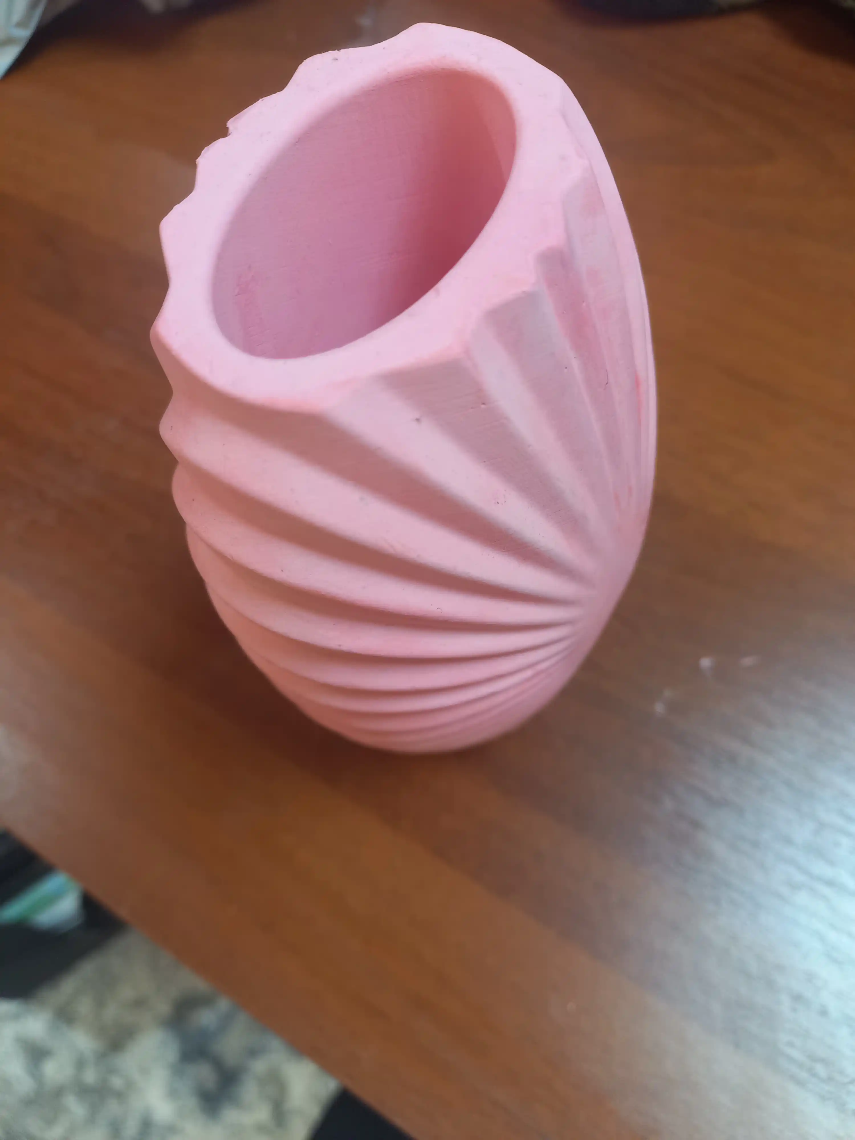 Vaza, guldon, sun'iy va quritilgan gullar uchun, o'lchami 18*10 sm