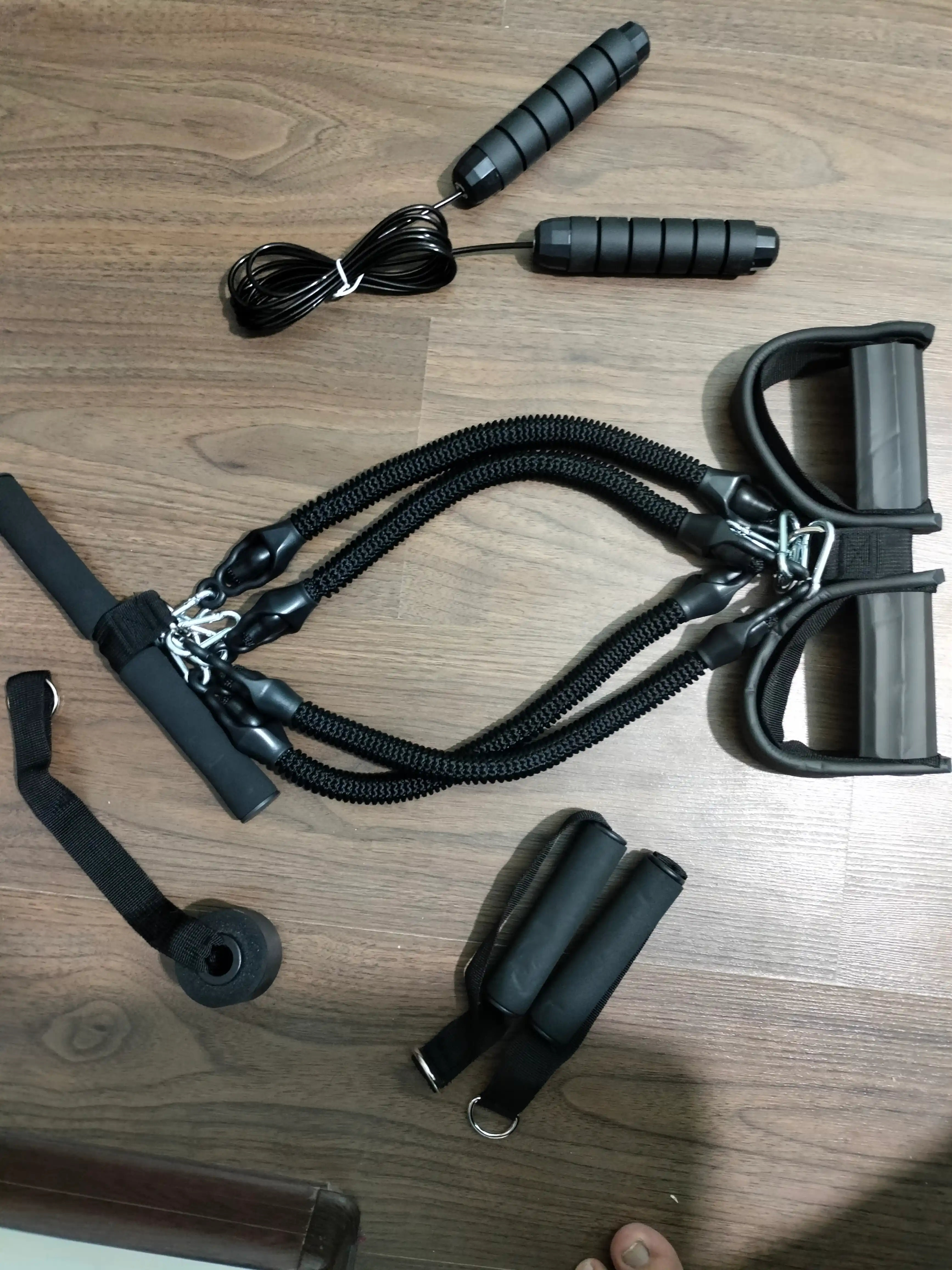 Ko‘p funksiyali Fitnes Espander Trenajyor – Uyda Mushaklar uchun Universal Trainer